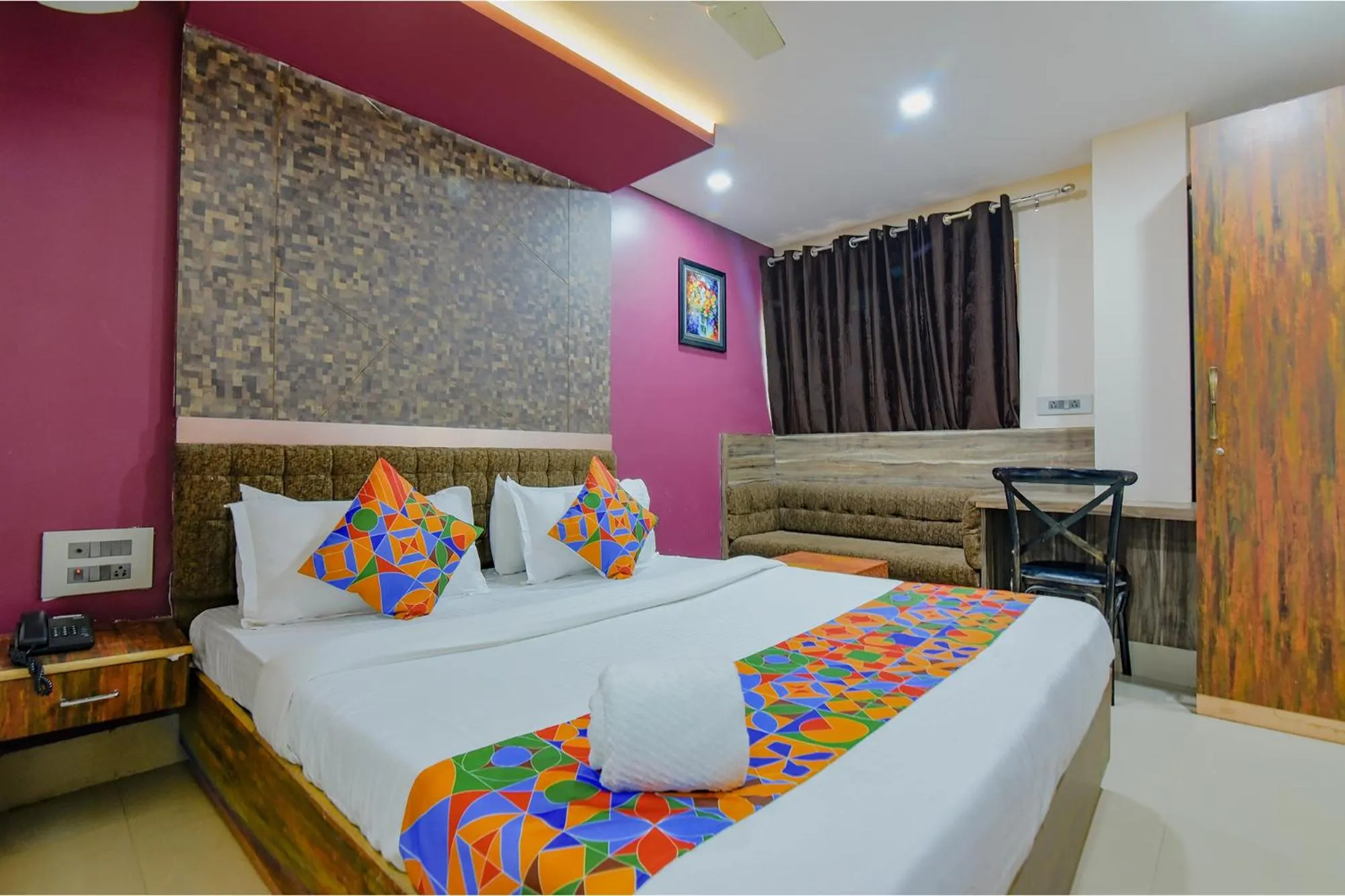 Deluxe Room - single occupancy in FabHotel Middleton Desire - Nr Niladri Vihar Square