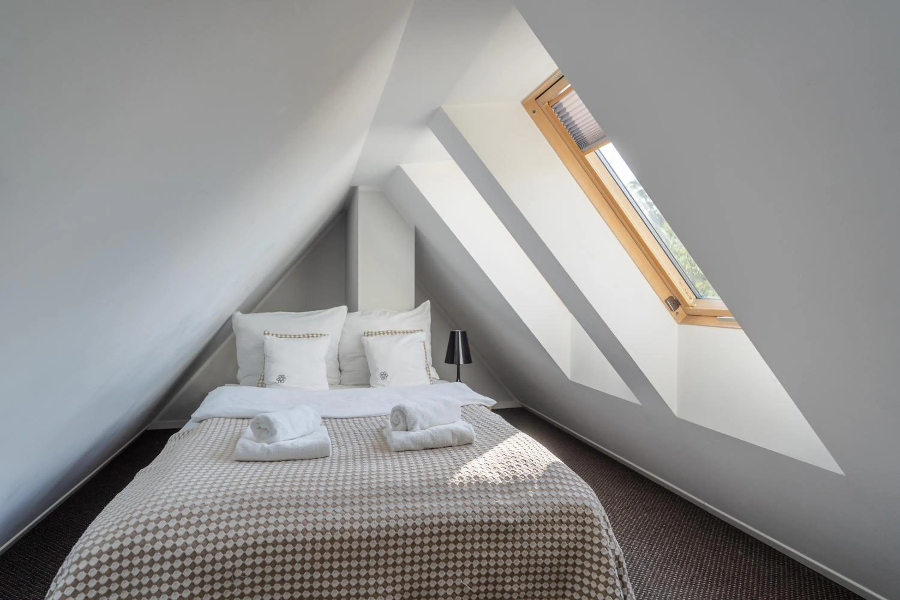 Three-Bedroom Apartment with Mountain View in Harenda Residence - Destigo Hotels