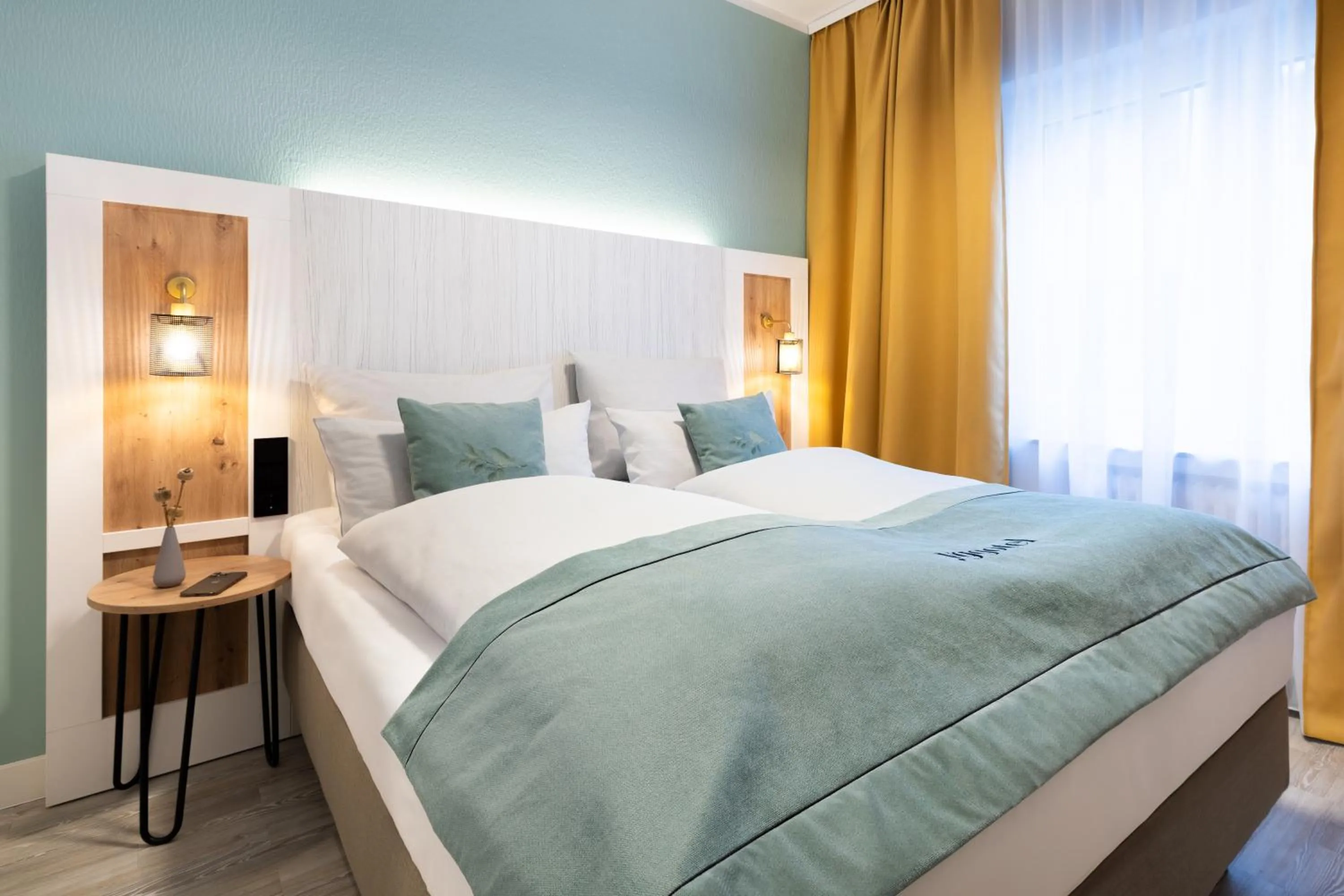 Single Room in Garner Hotel Cologne - Engelbertz by IHG