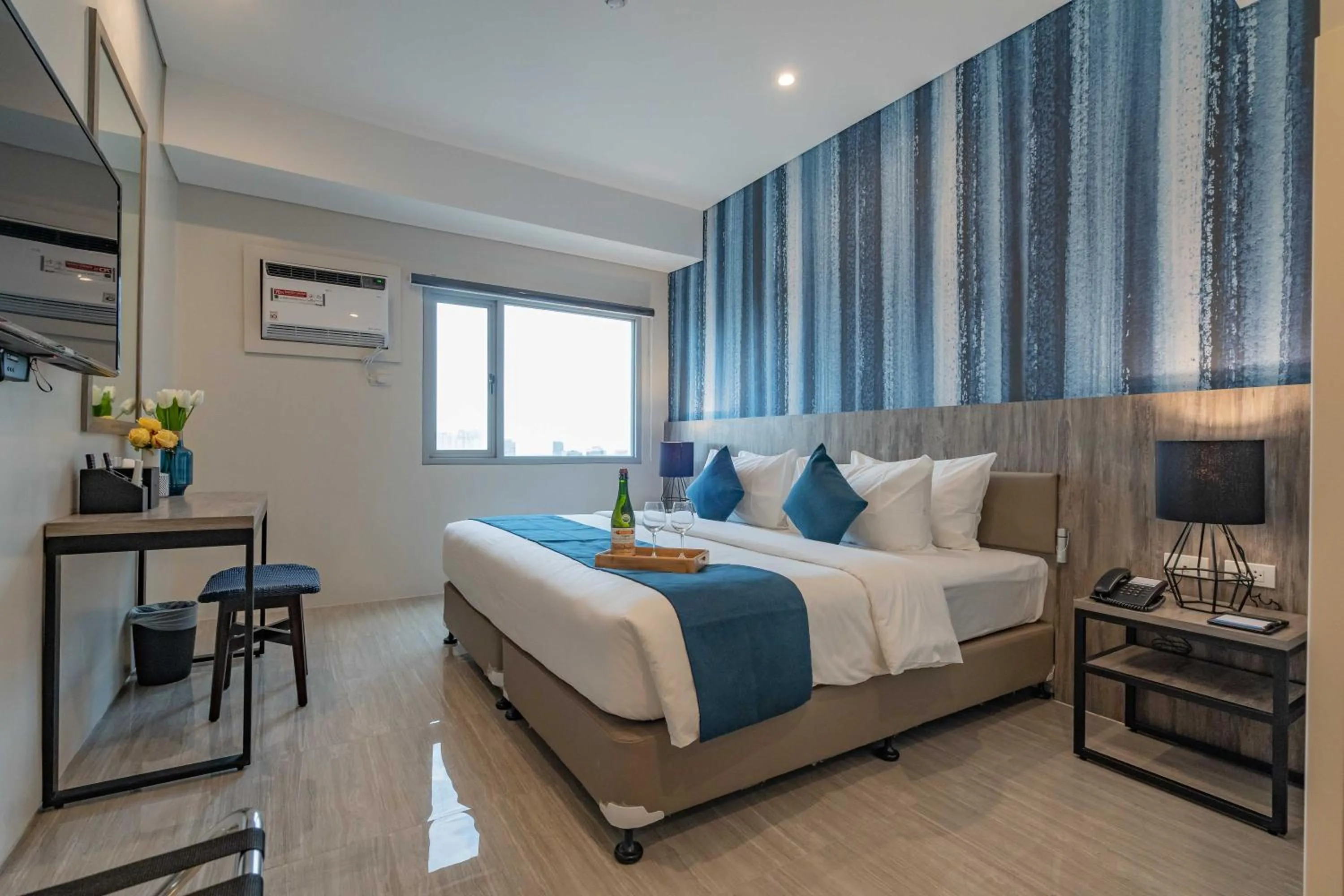 Classic Double or Twin Room in Bayfront Hotel Cebu Capitol Site