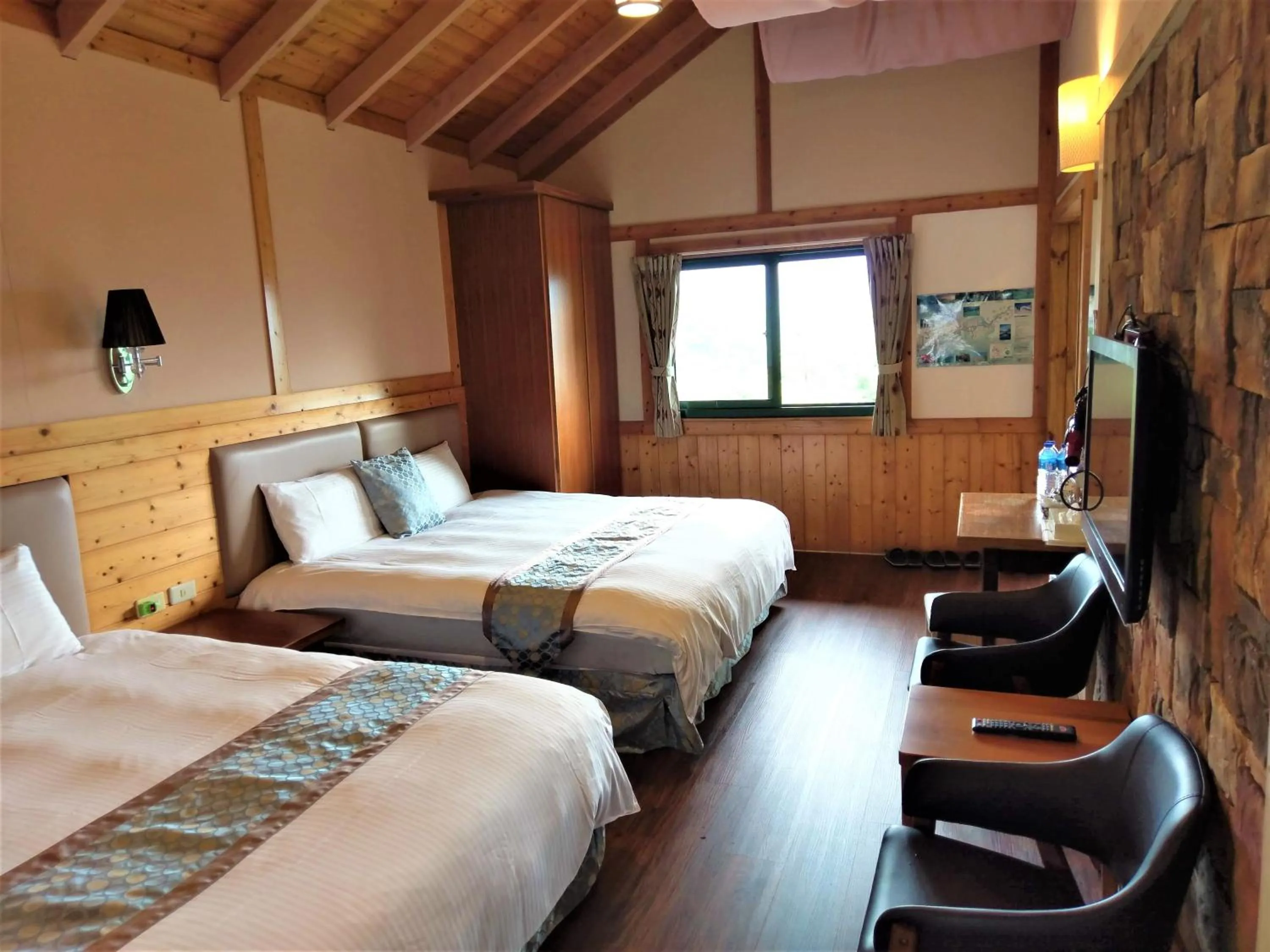 Quadruple Room in Shiyai Taoyuan