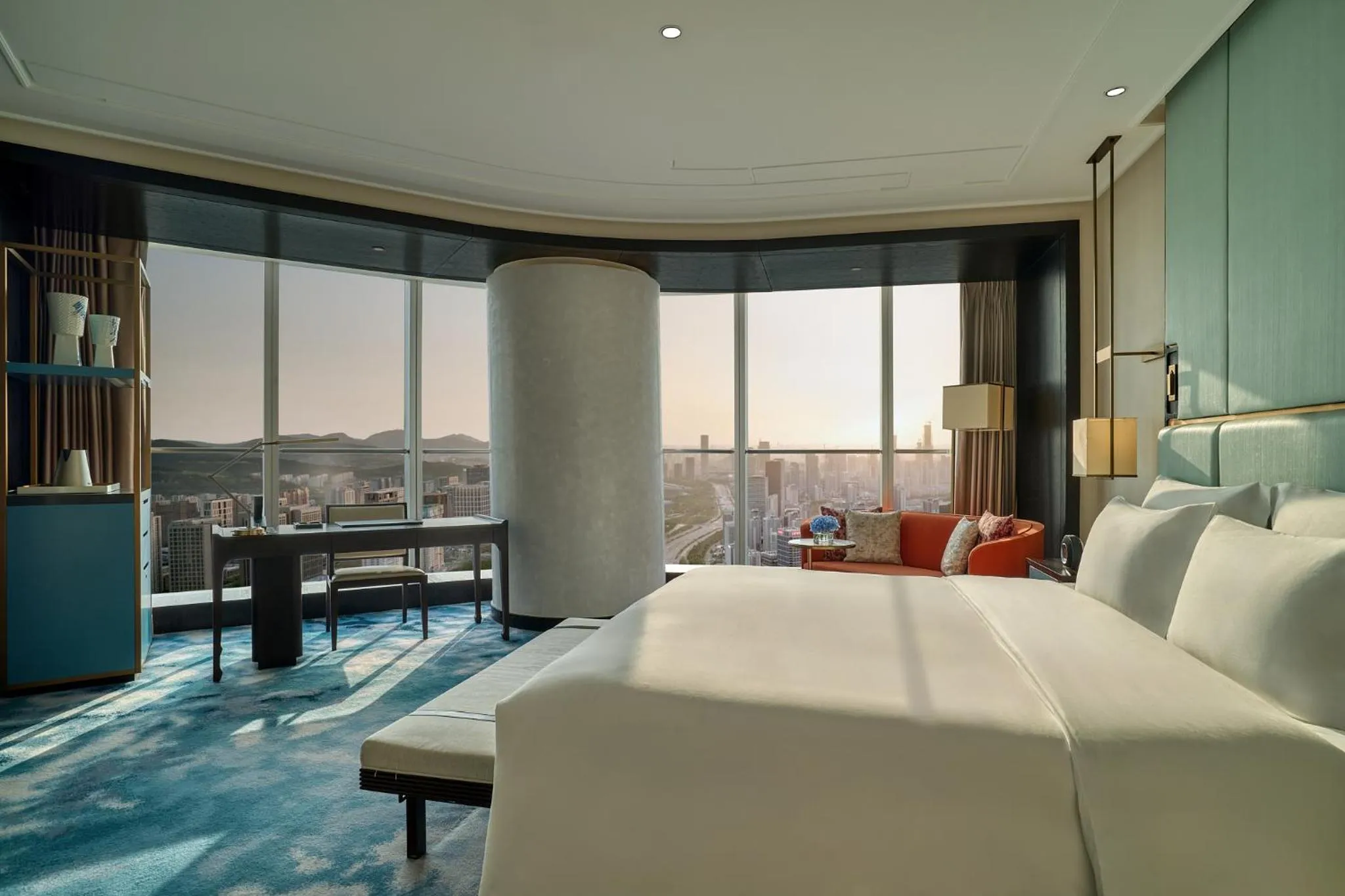 Deluxe Skyline City View King Room in Kempinski Hotel Jinan