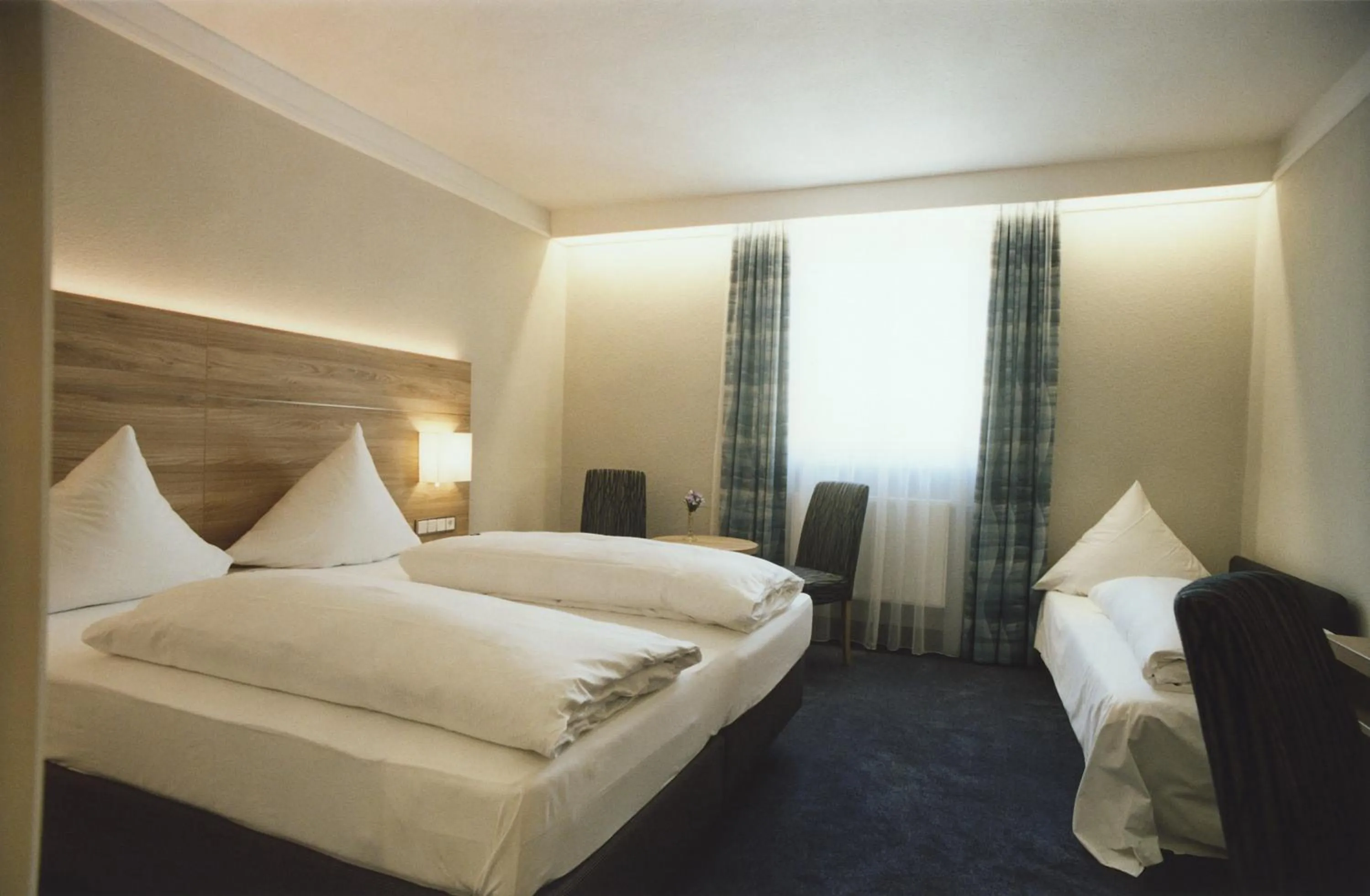 Superior Triple Room in Hotel Jedermann
