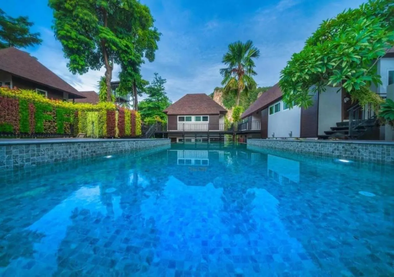 Double Room with Pool View in The Cliff Elegance Resort