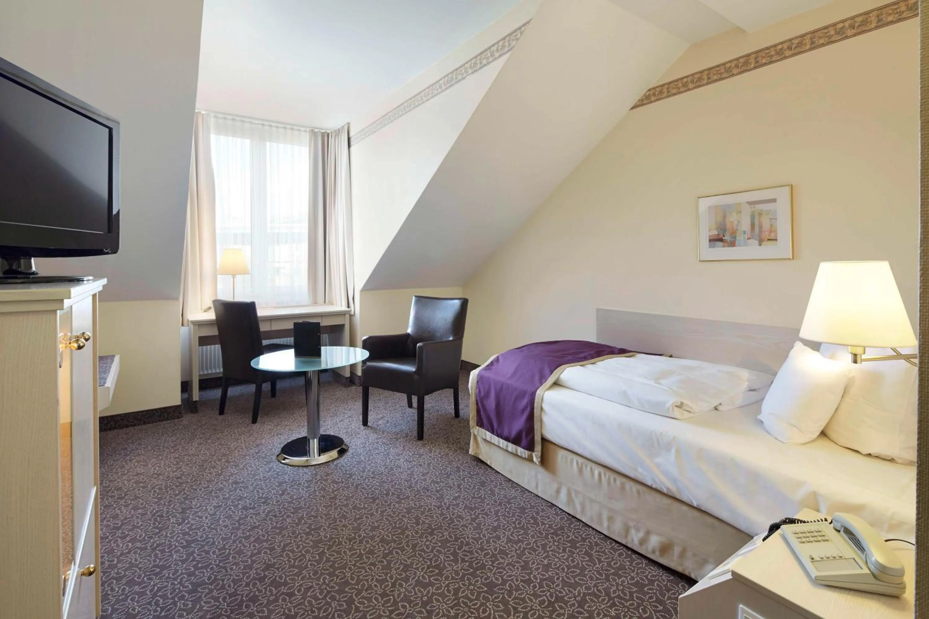 Business Single Room with Single Bed in Best Western Hotel Helmstedt am Lappwald