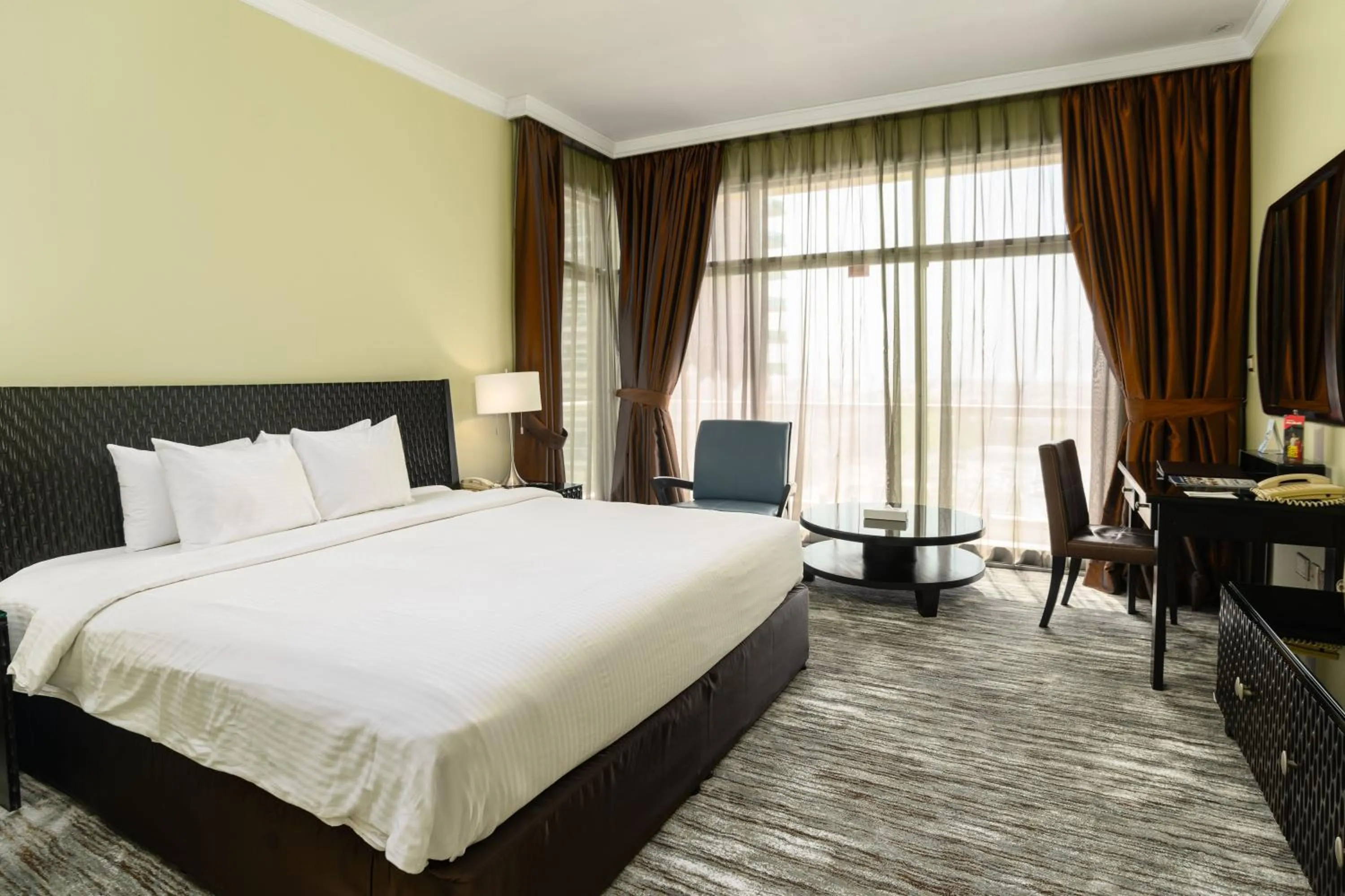 Bed in Oryx Hotel
