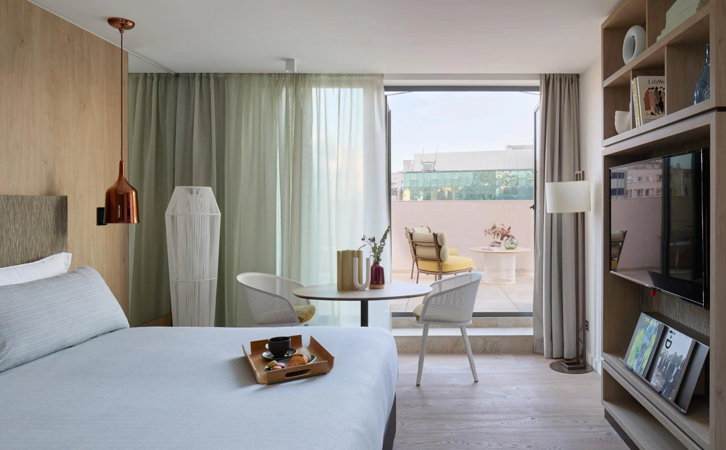 Superior ME with Terrace City View in ME Barcelona