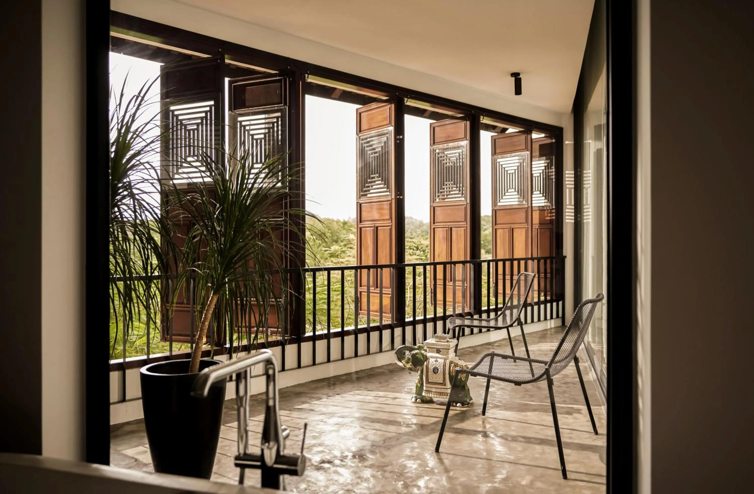 Deluxe Suite in aNhill Boutique