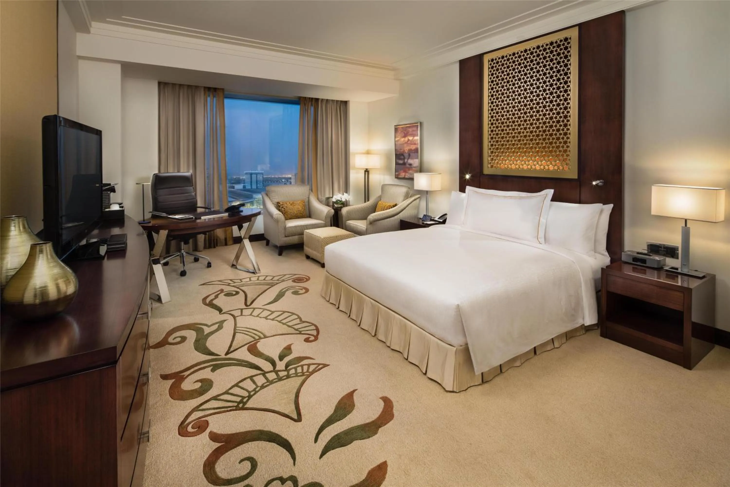 King Executive Room in Conrad Dubai