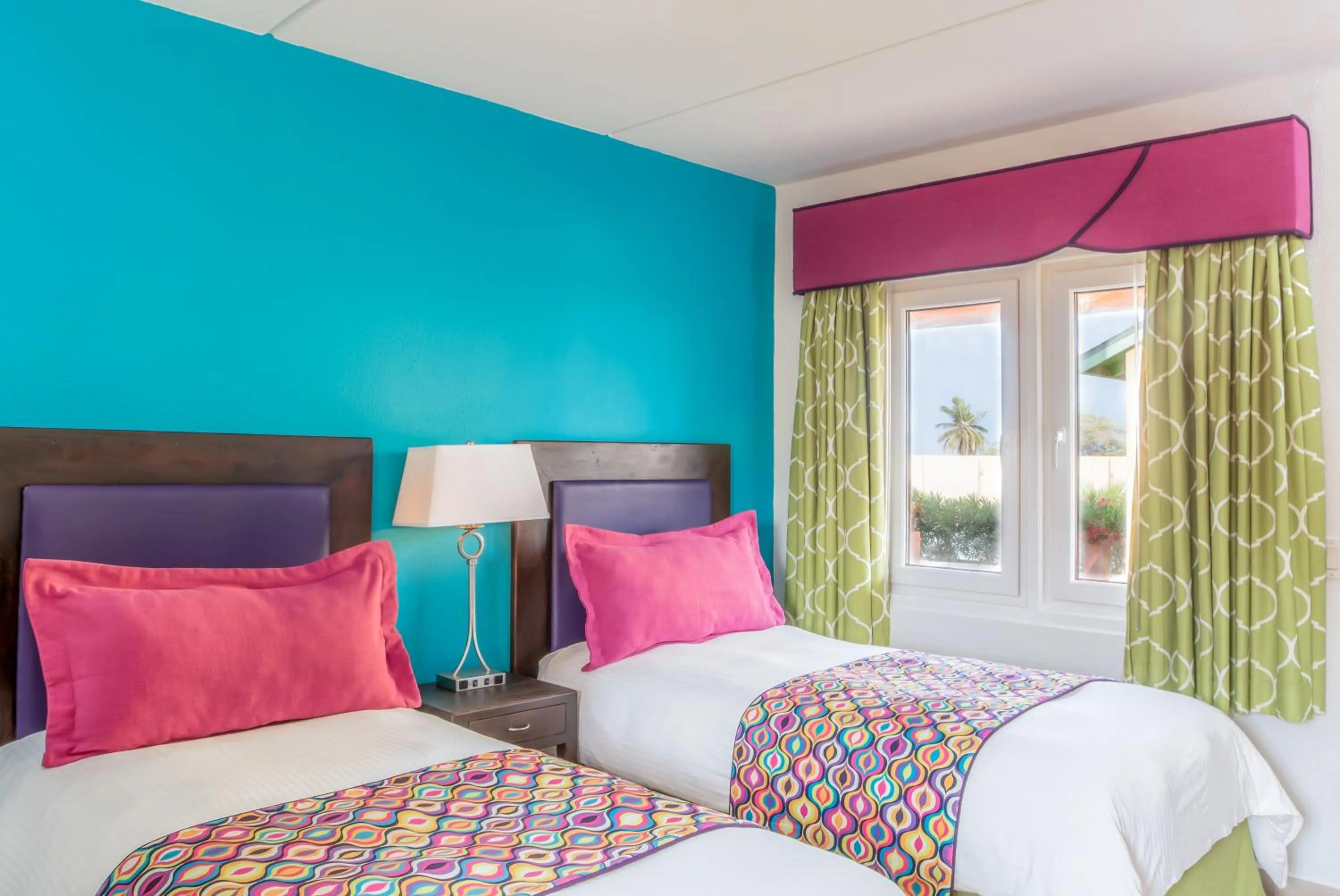 Quadruple Room in MVC Eagle Beach