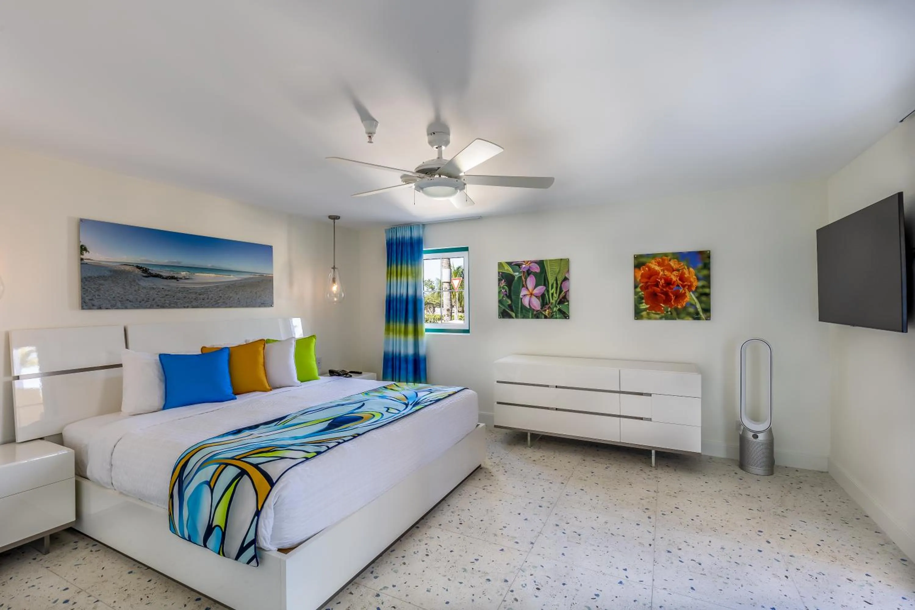 Suite with Terrace in Amsterdam Manor Beach Resort