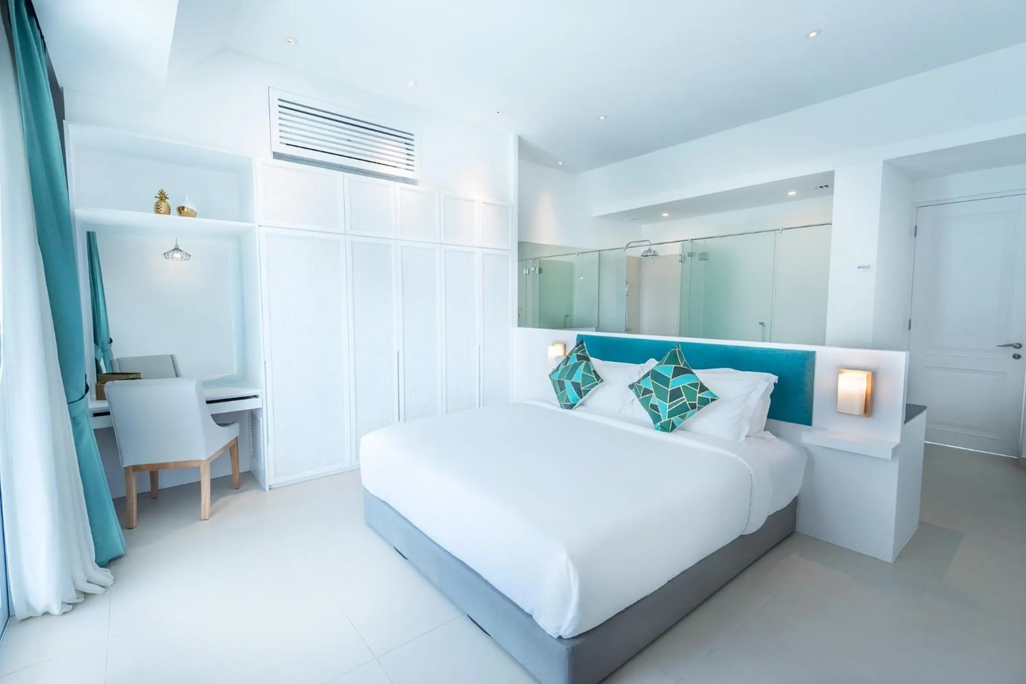 Cove Balcony With Sea View (Half board package with complimentary bottle of wine) in Cove 55