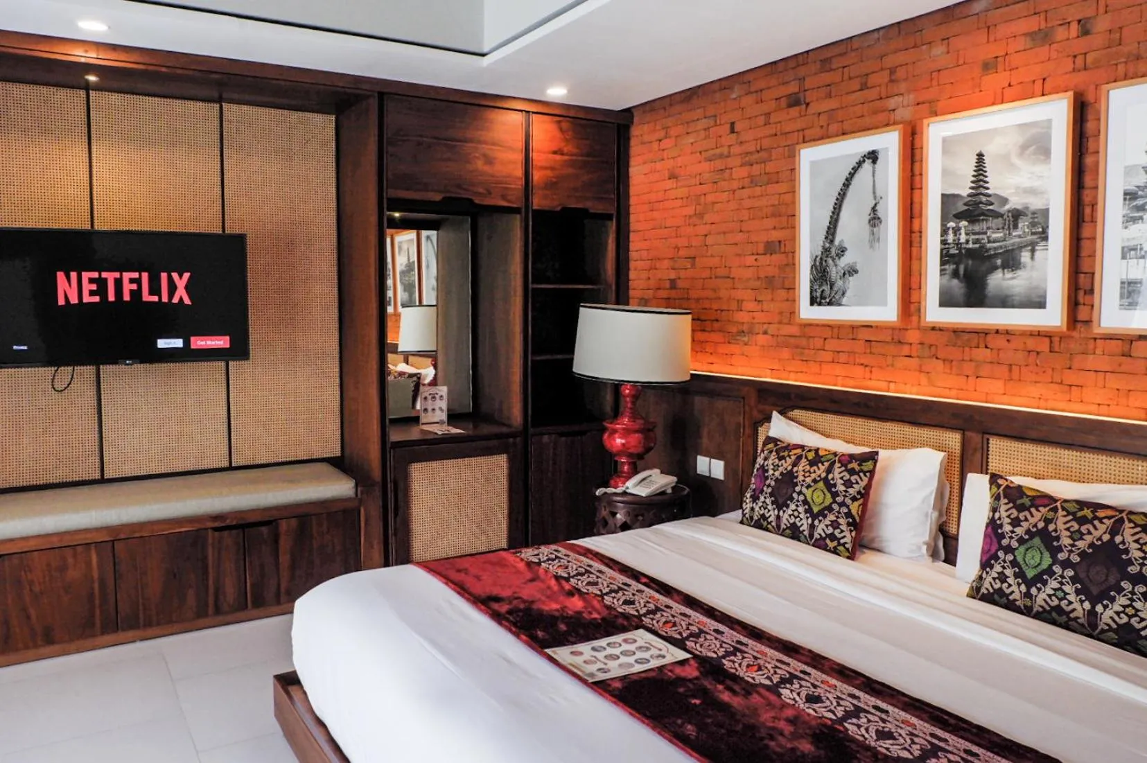 Villa with Private Pool in Sampatti Villas