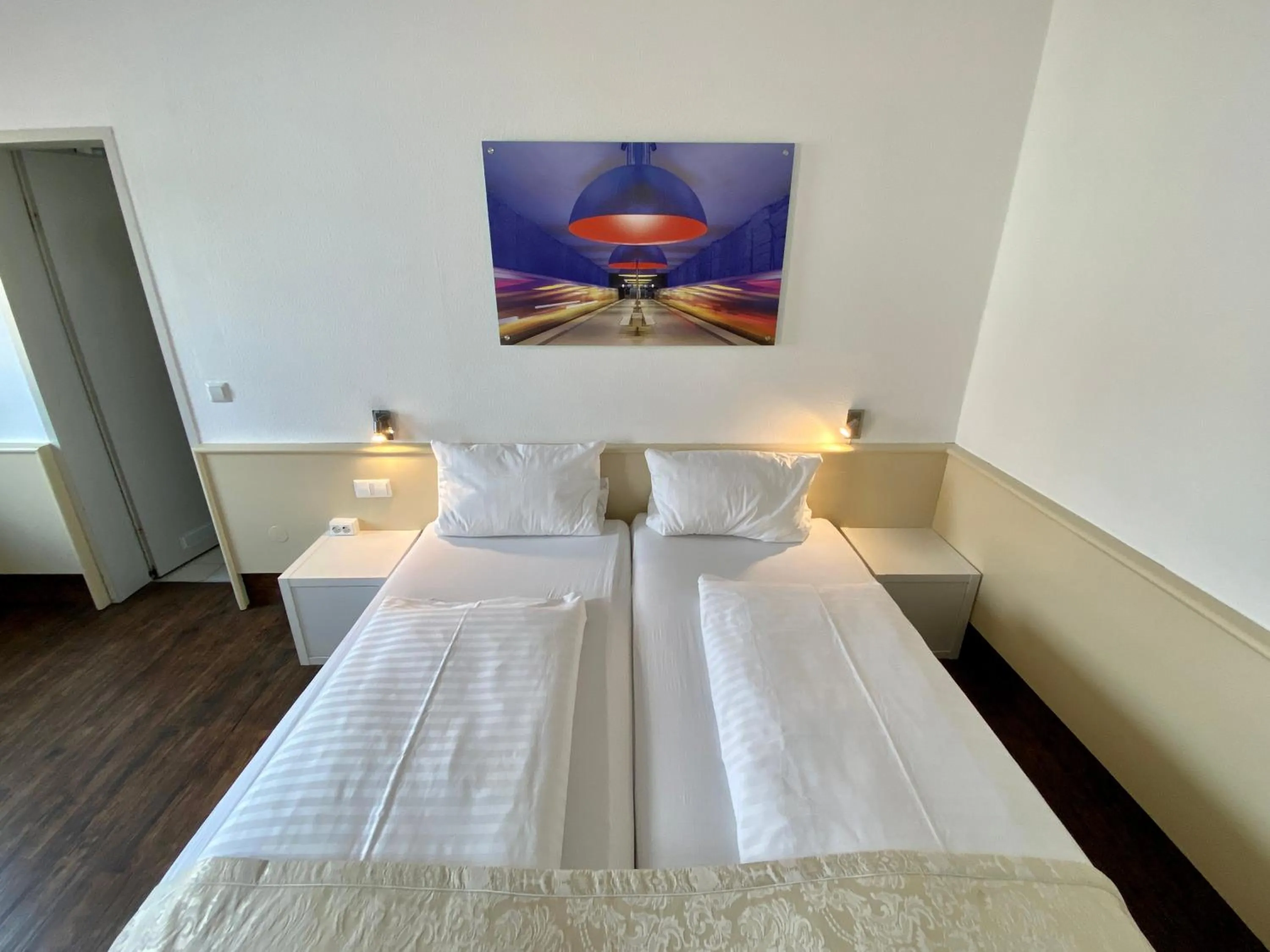 Double Room in THE 4YOU Hostel & Hotel Munich