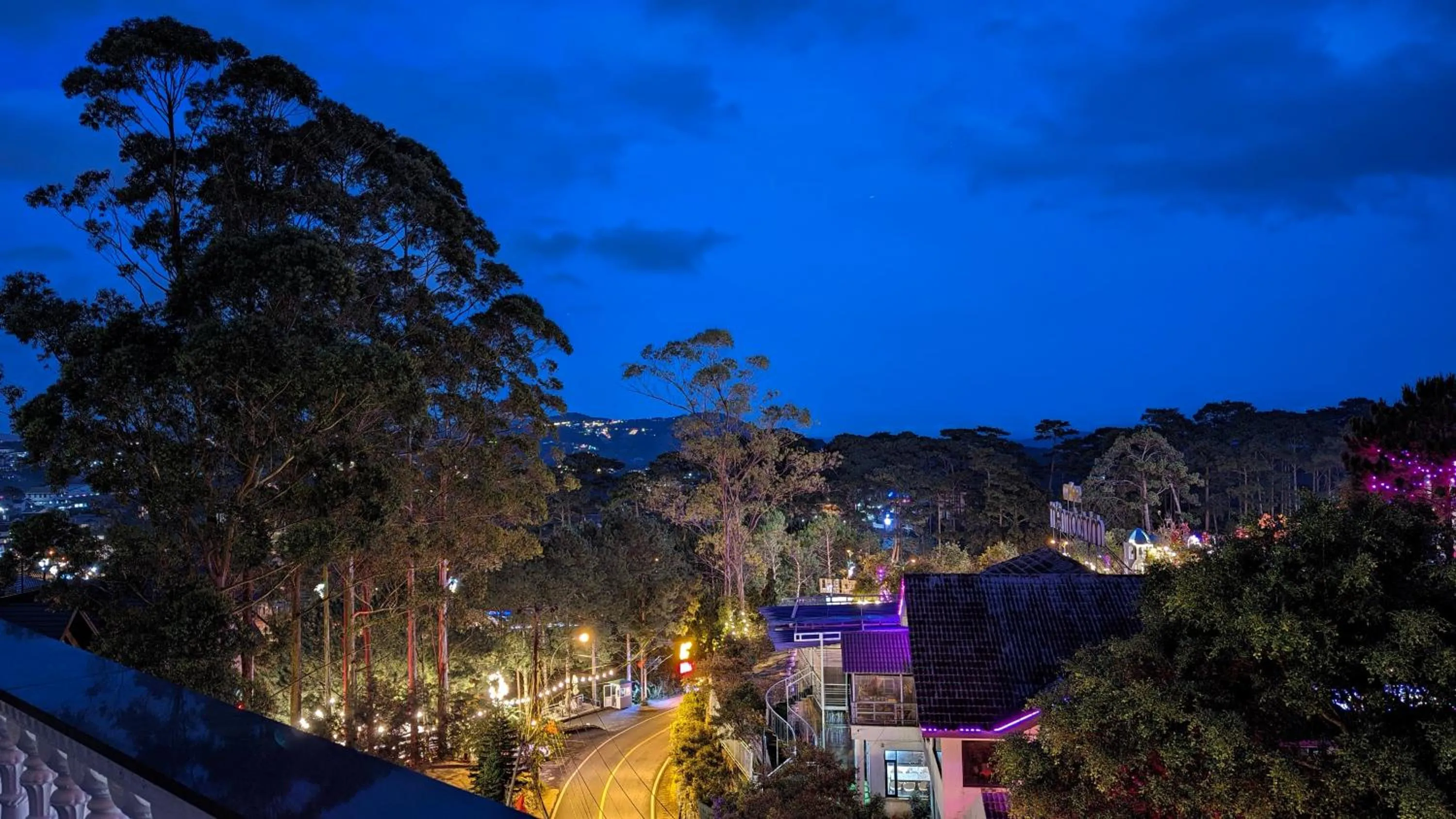 Double Room with Balcony in La Pense'e Hotel - Dalat