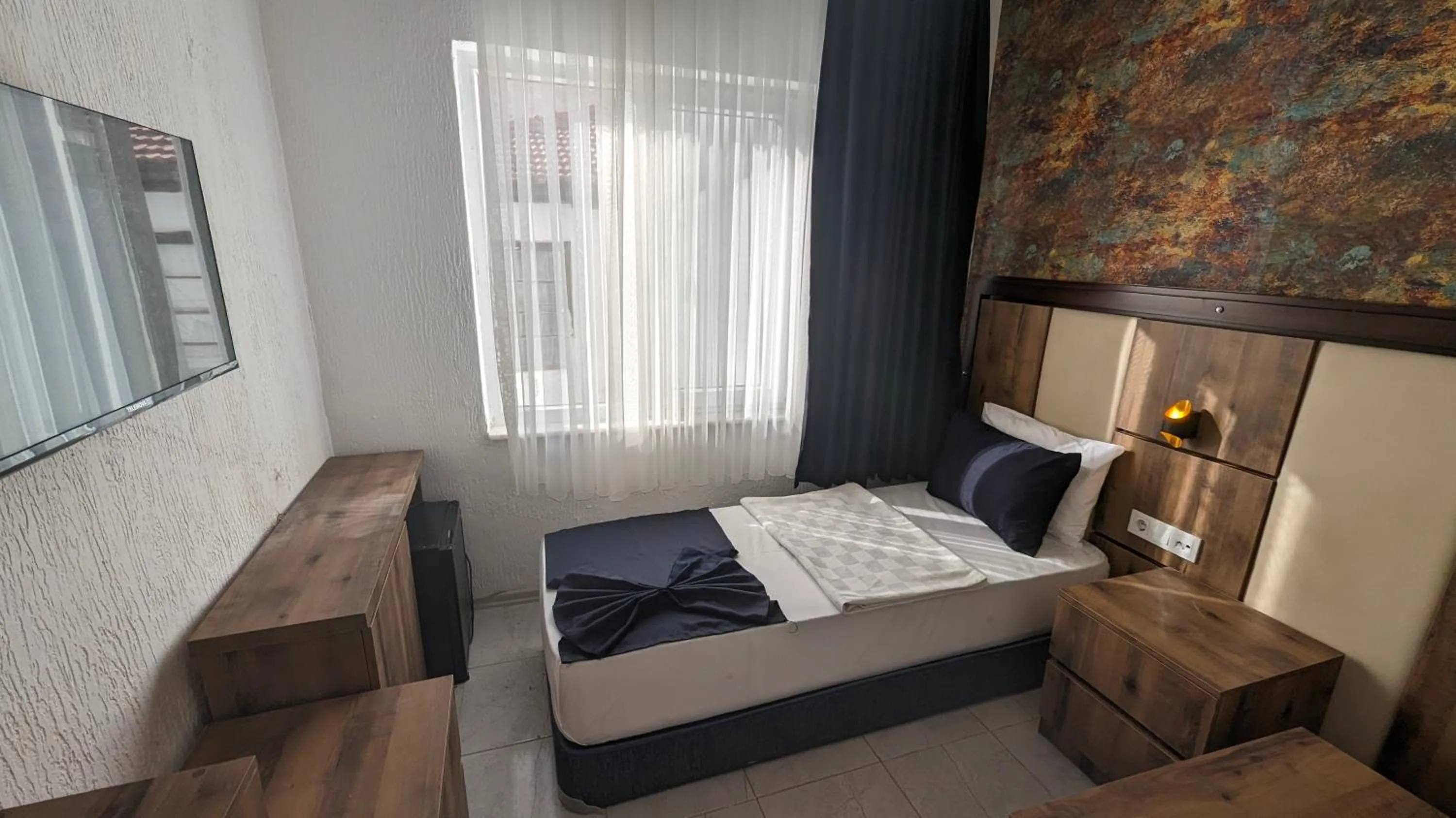 Budget Single Room in Ramona Kale