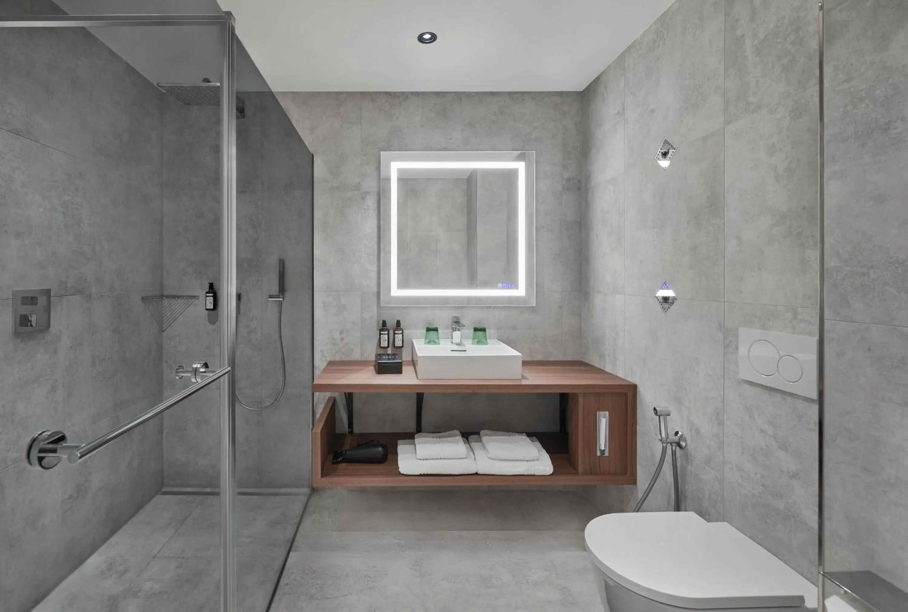 Classic Double Room in Hotel Schwarzer Adler Innsbruck