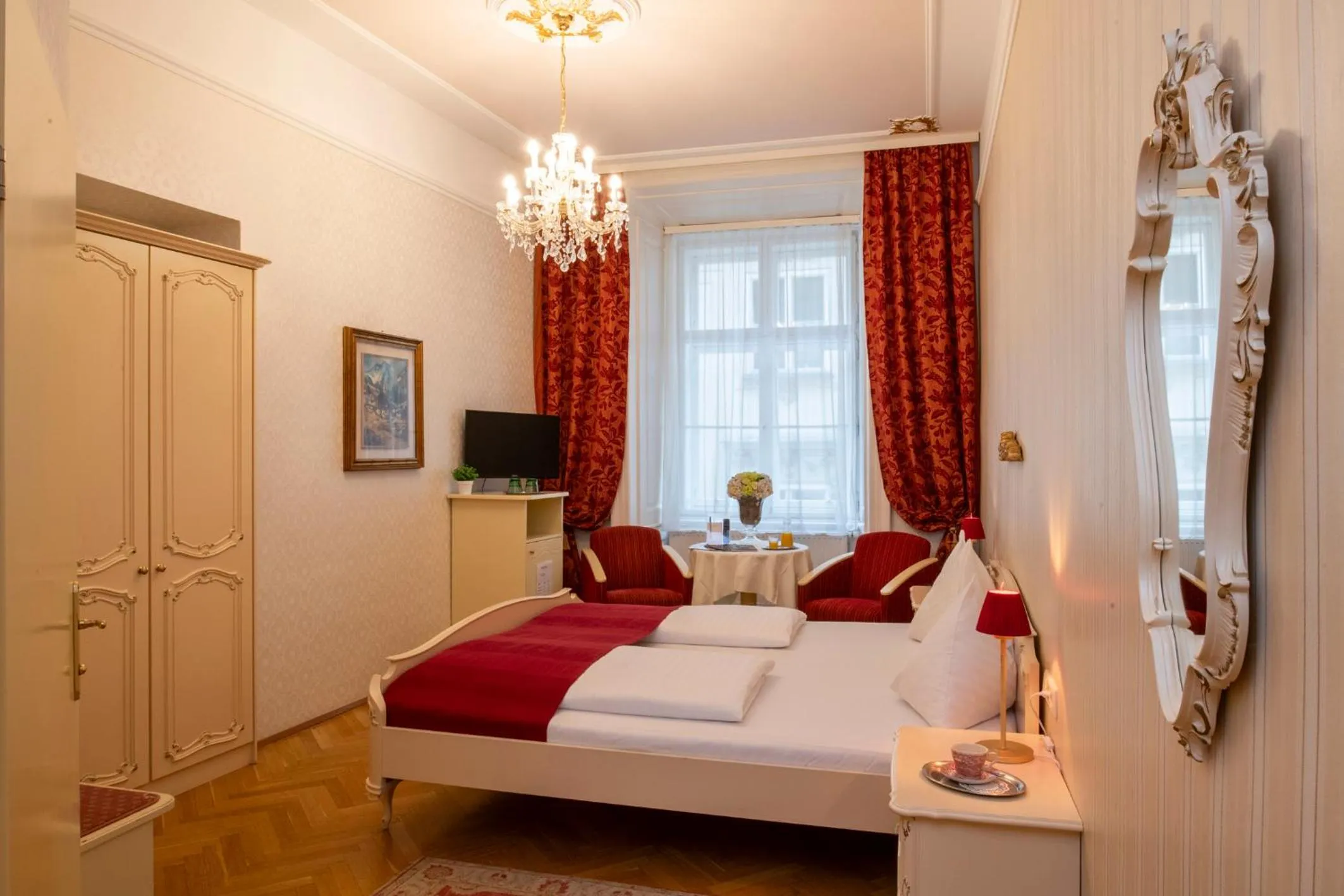 Classic Double or Twin Room in Pertschy Palais Hotel