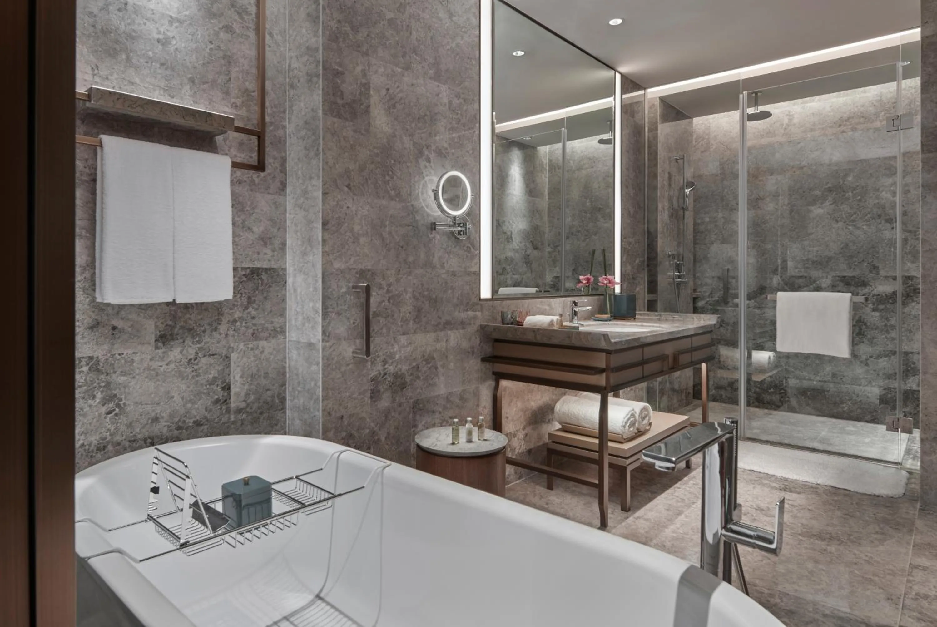 Executive King Room - Lounge Access in Hilton Shanghai Fengxian