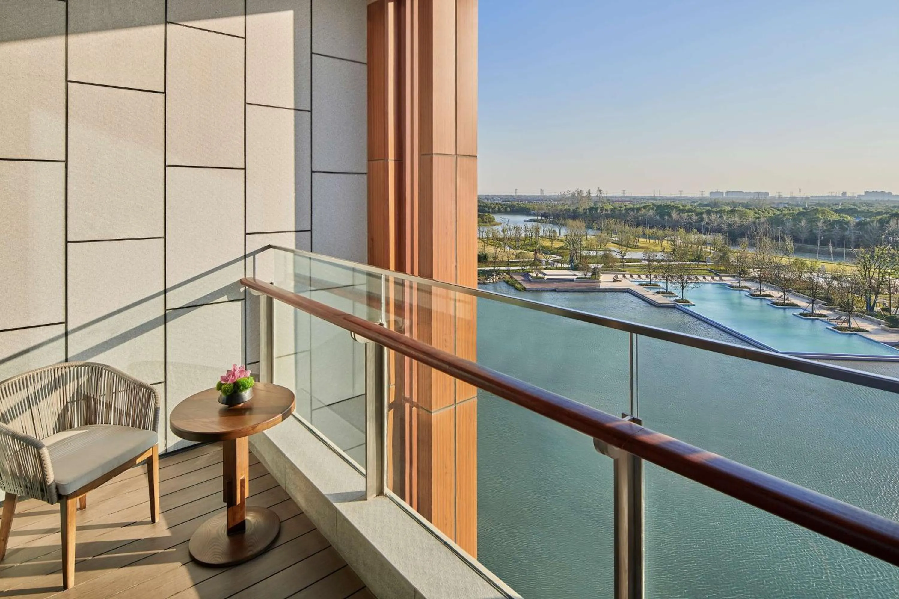 Executive Twin Room - Lounge Access in Hilton Shanghai Fengxian