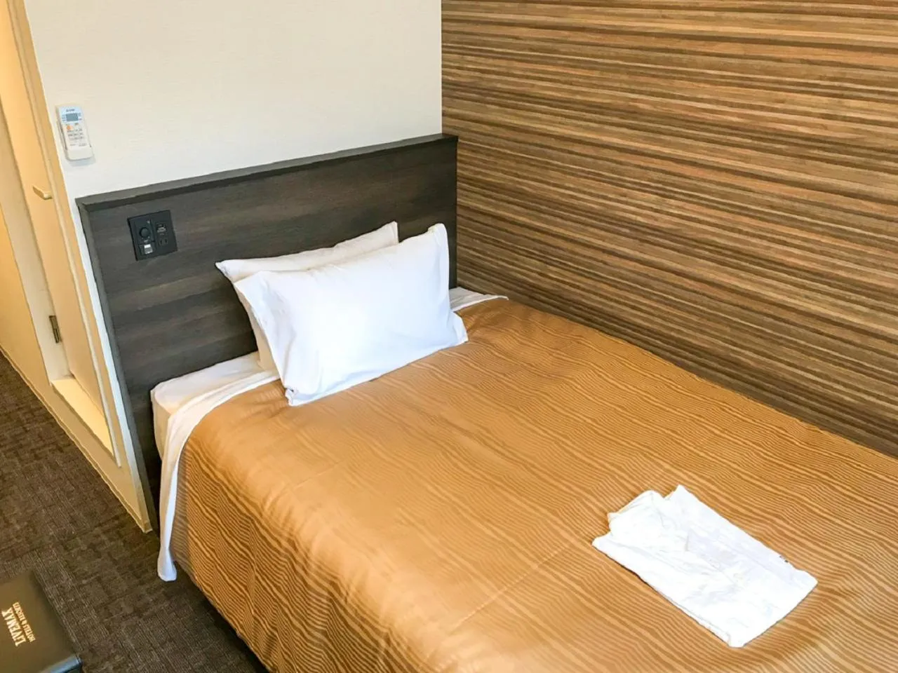 Double Room with Small Double Bed - Non-Smoking in HOTEL LiVEMAX Sendai Kokubuncho