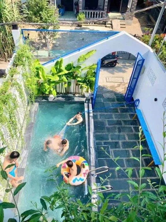 Five-Bedroom House in Lazy Bear Villa By The Little Hoi An