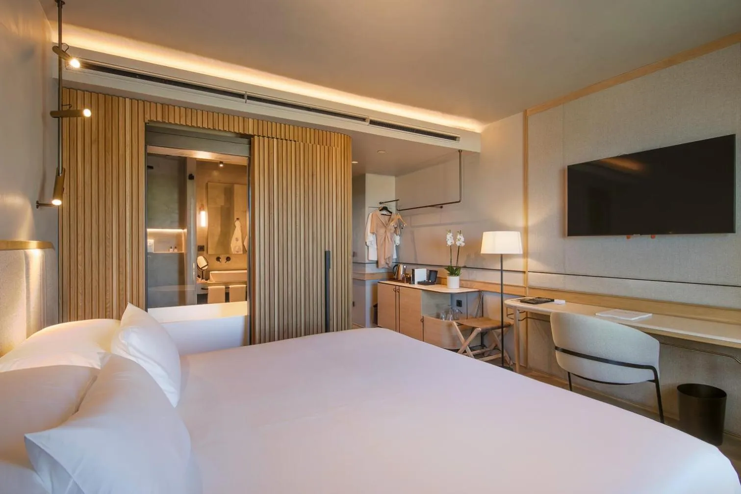 Premium SEA in Only YOU Hotel Málaga