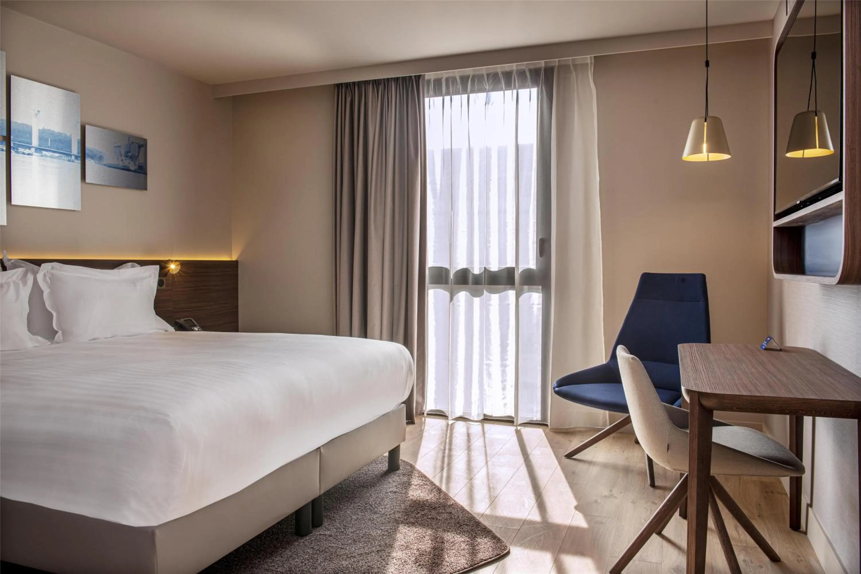 Standard Room in Radisson Blu Hotel, Rouen Centre