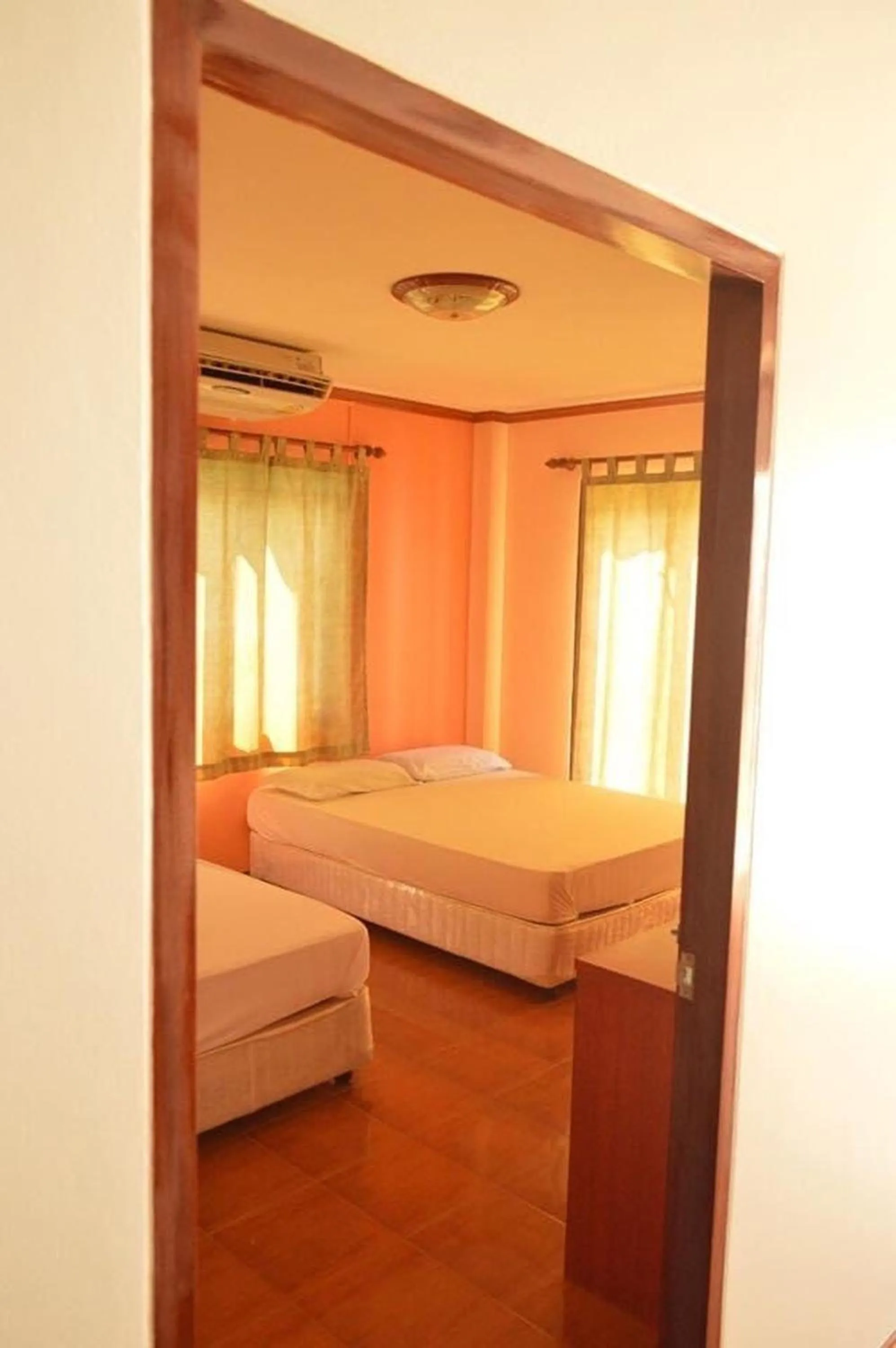 Five-Bedroom House in Pama Resort