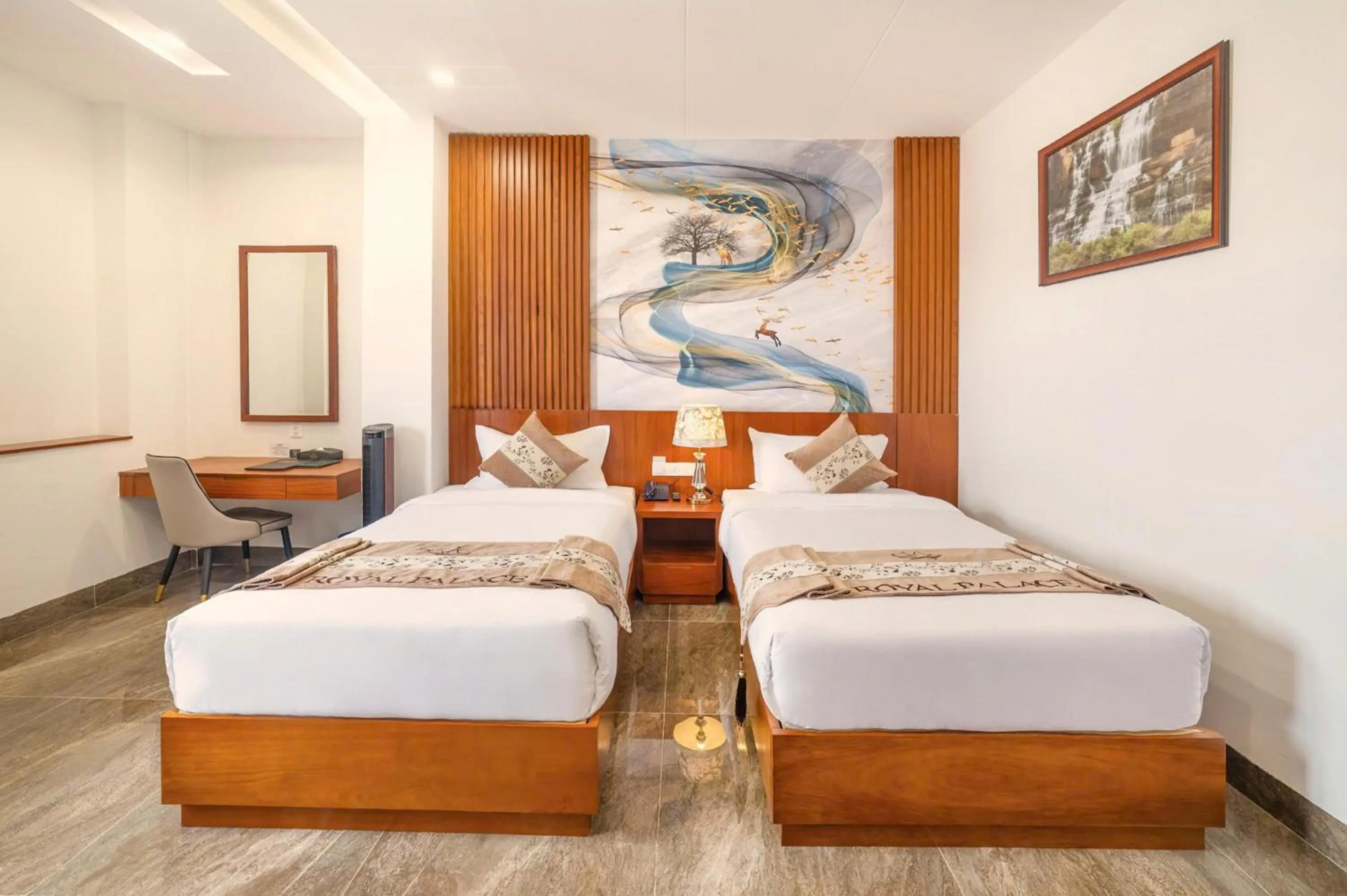 Twin Room with City View in Royal Palace