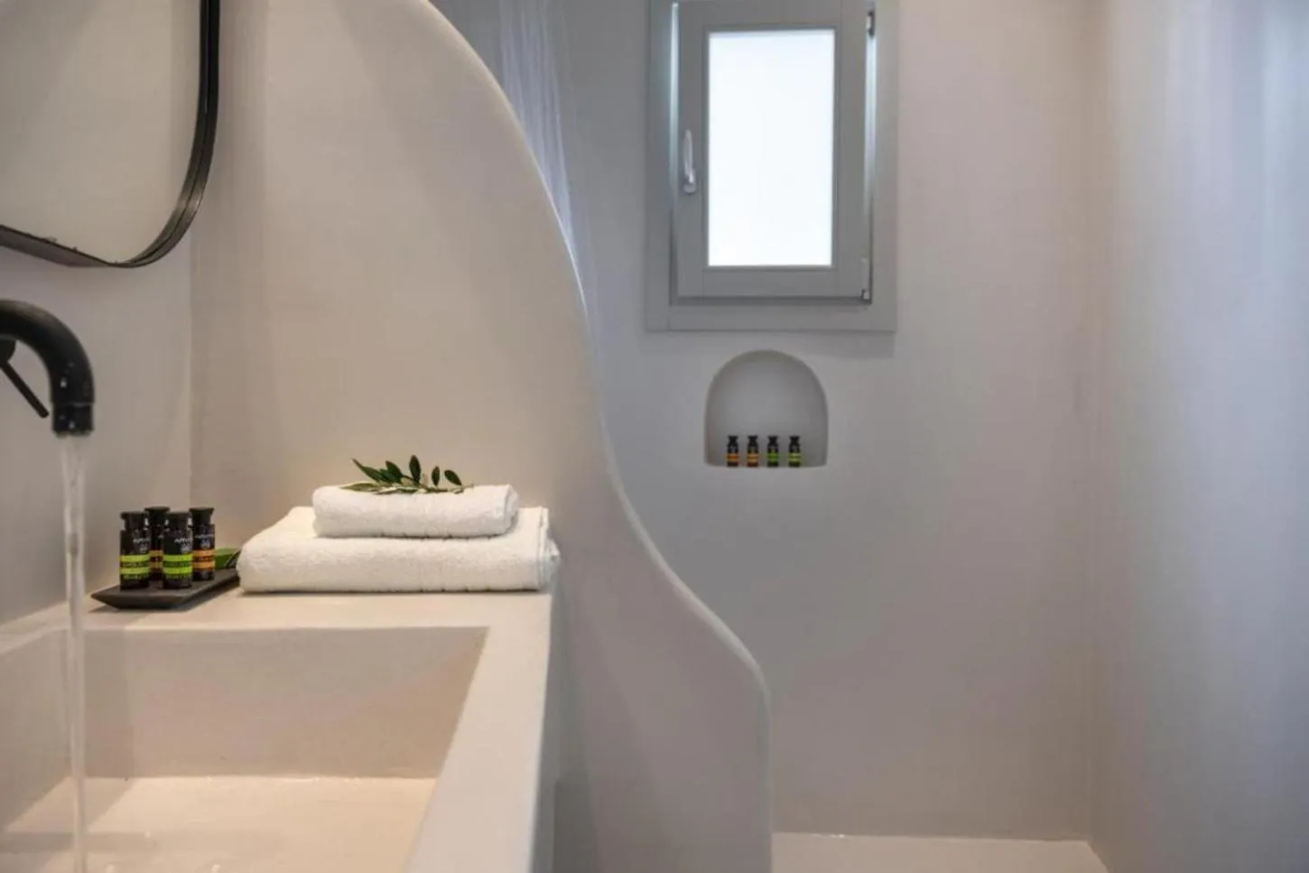 Akra Suites & Spa