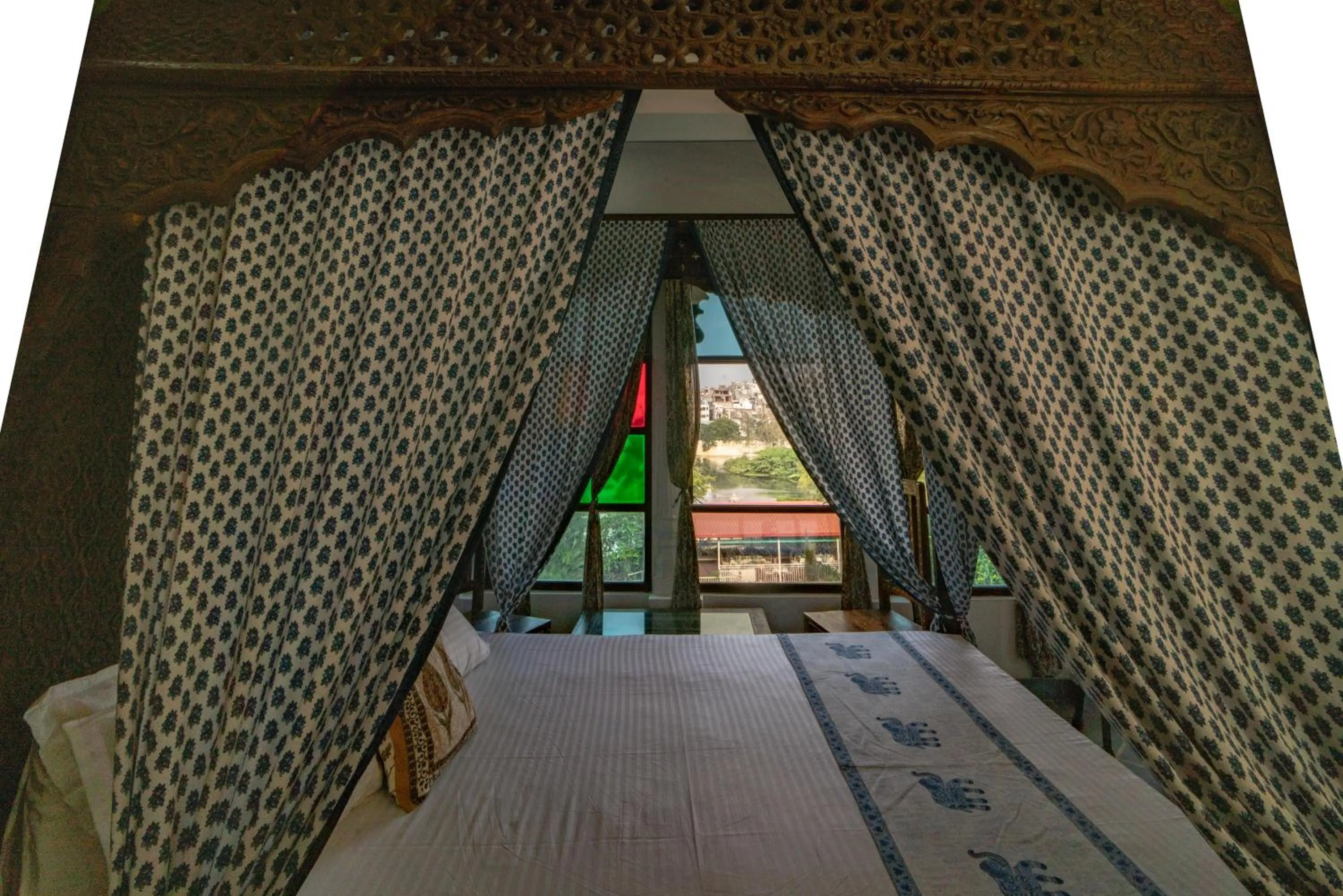 King Room with Lake View in Soham Haveli Udaipur