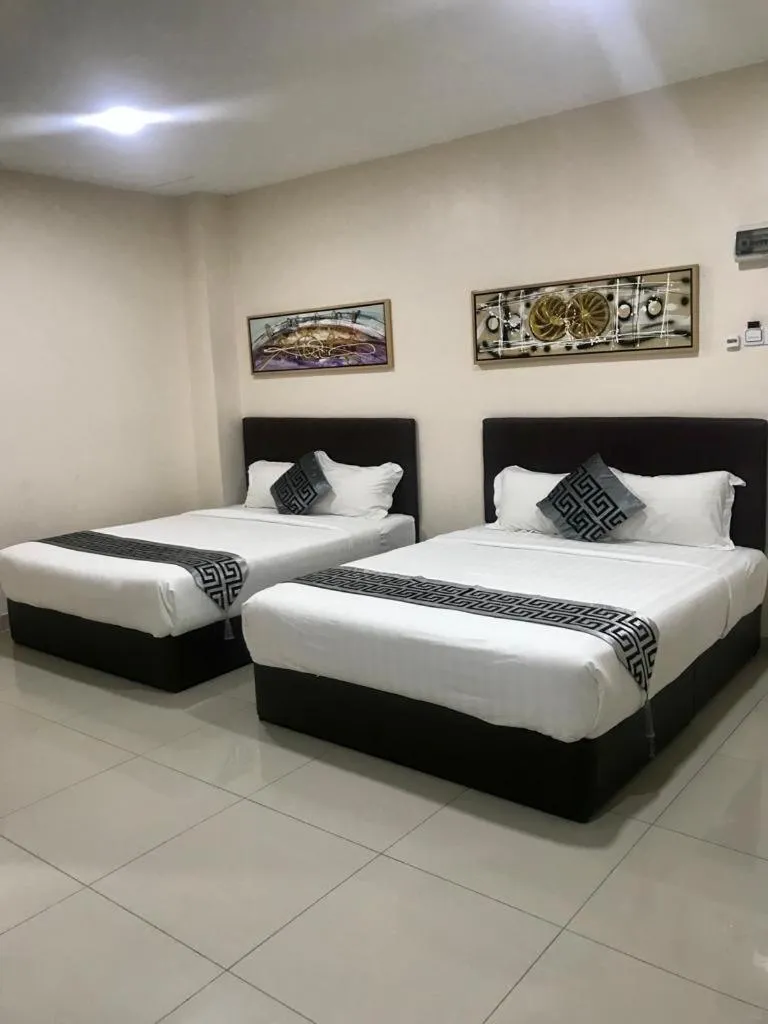 Family Room with Bathroom in Hotel VGO