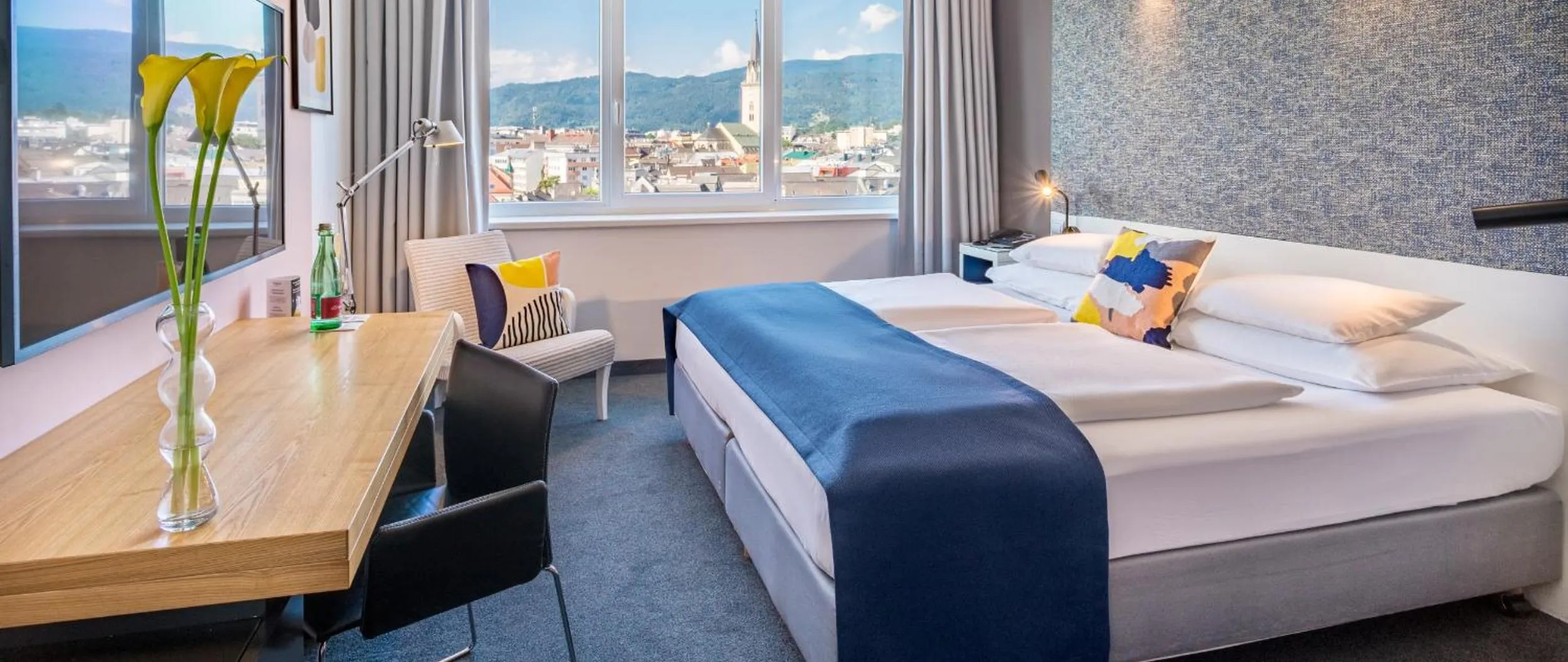 Cozy King Room in voco Villach by IHG