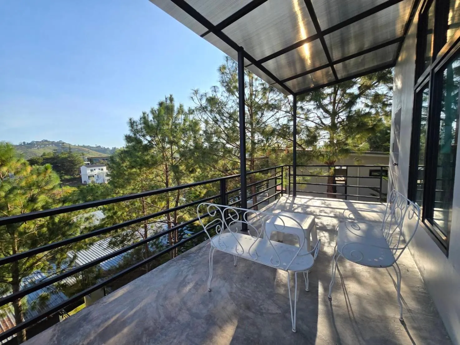 Deluxe King Room in Krin Resort