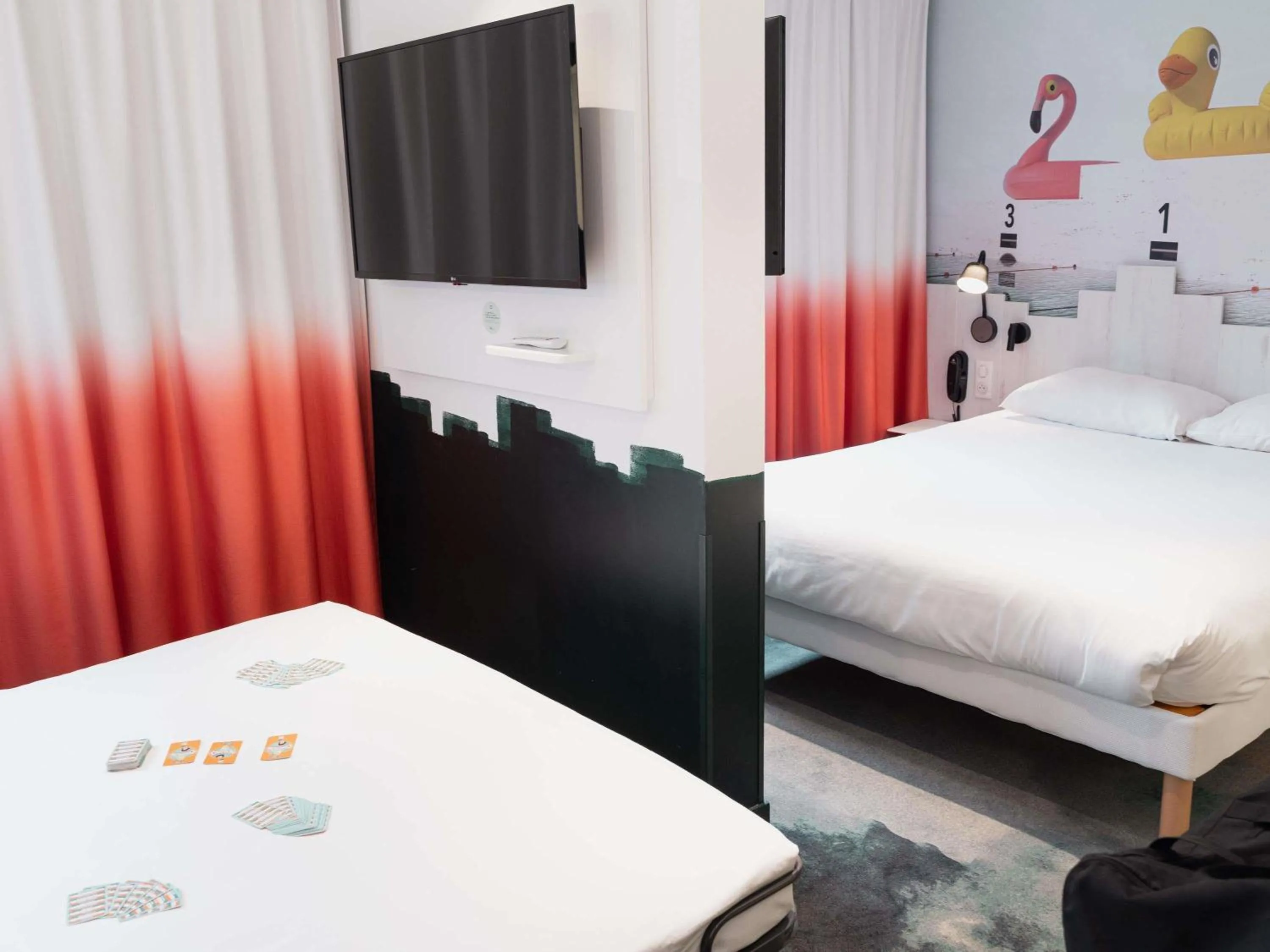 Family Suite in ibis Styles Thonon-les-Bains