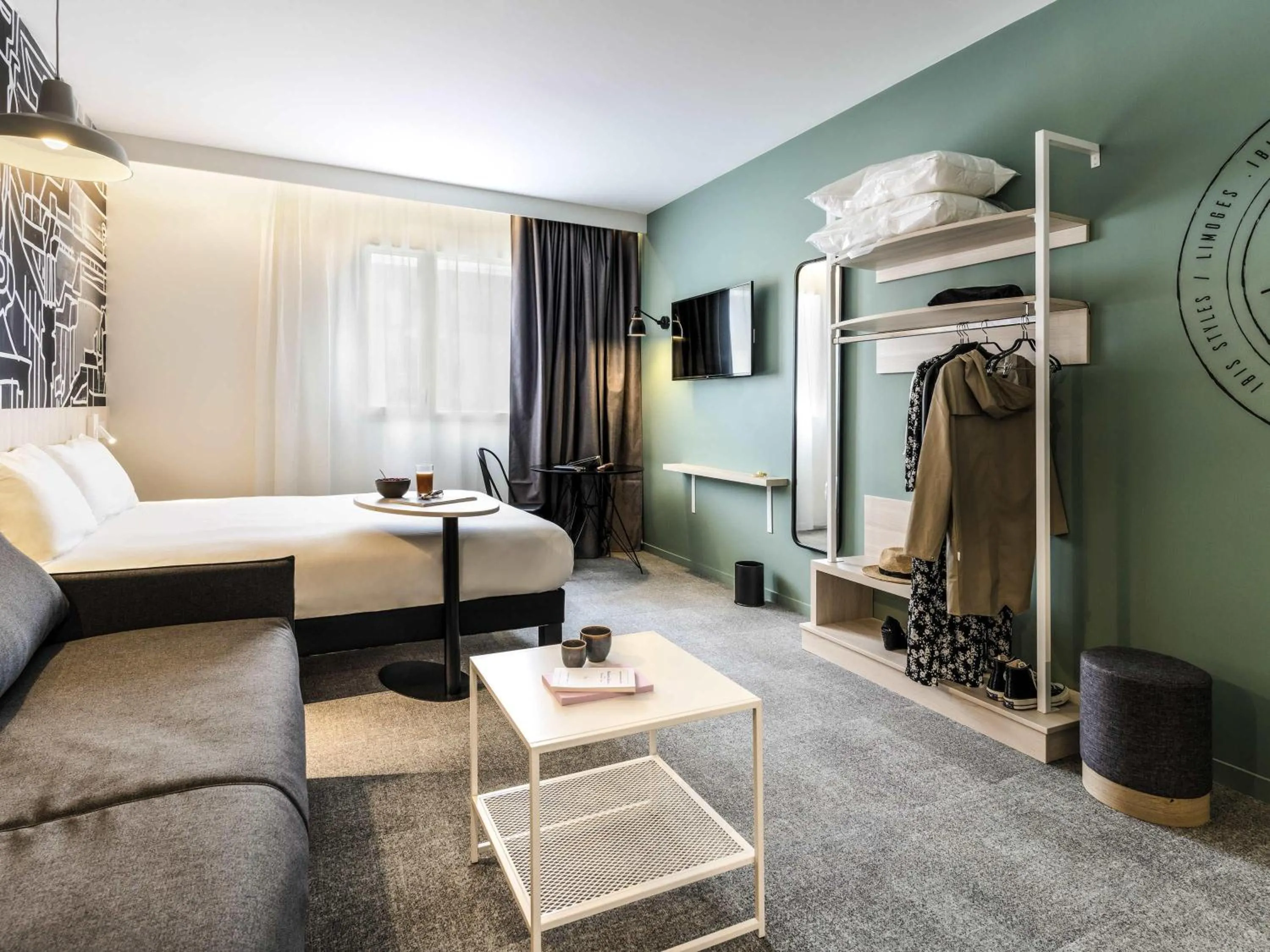 Bedroom, Bed in ibis Styles Limoges Centre
