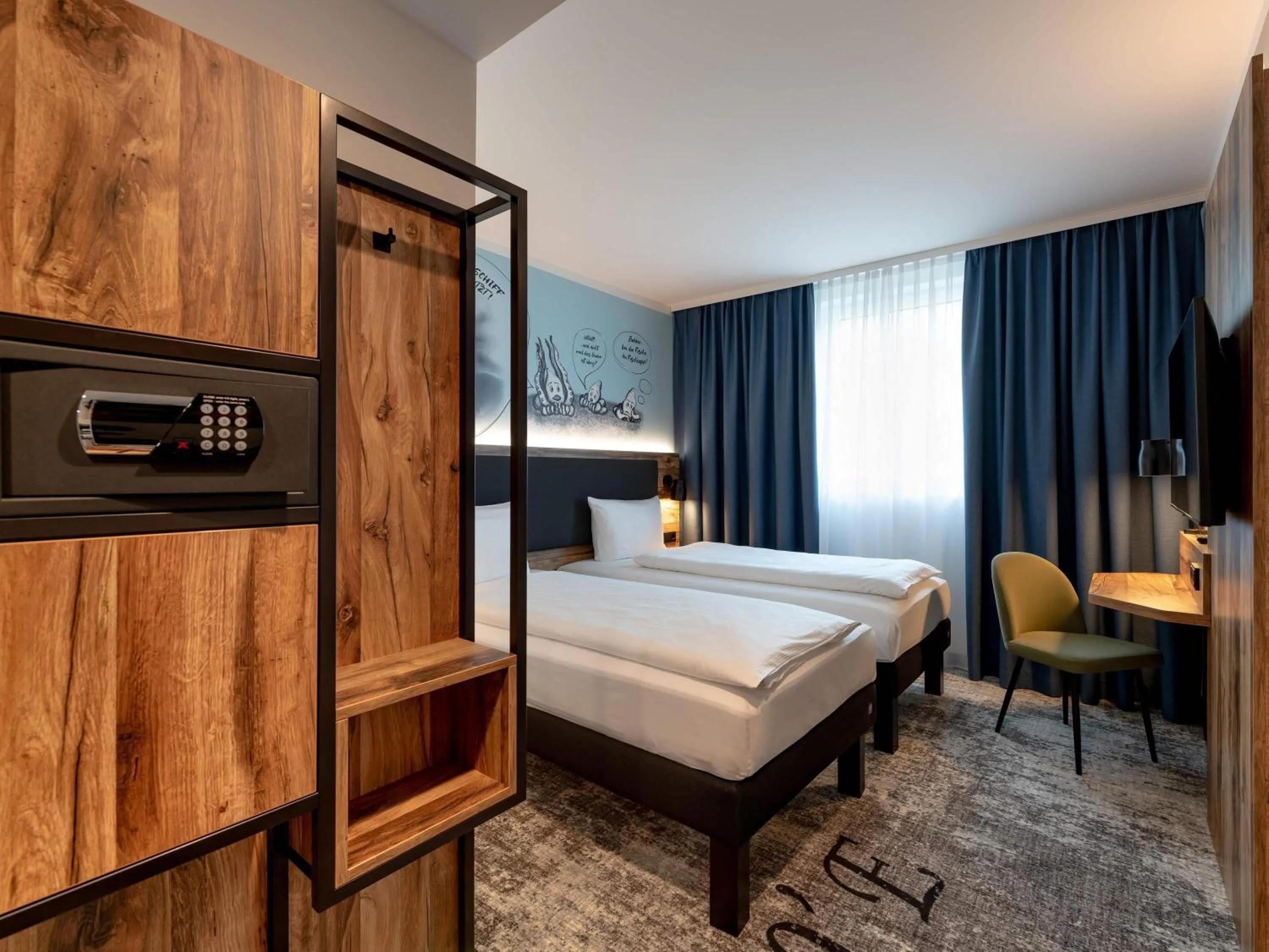 Comfort Twin Room in ibis Styles Hamburg Barmbek