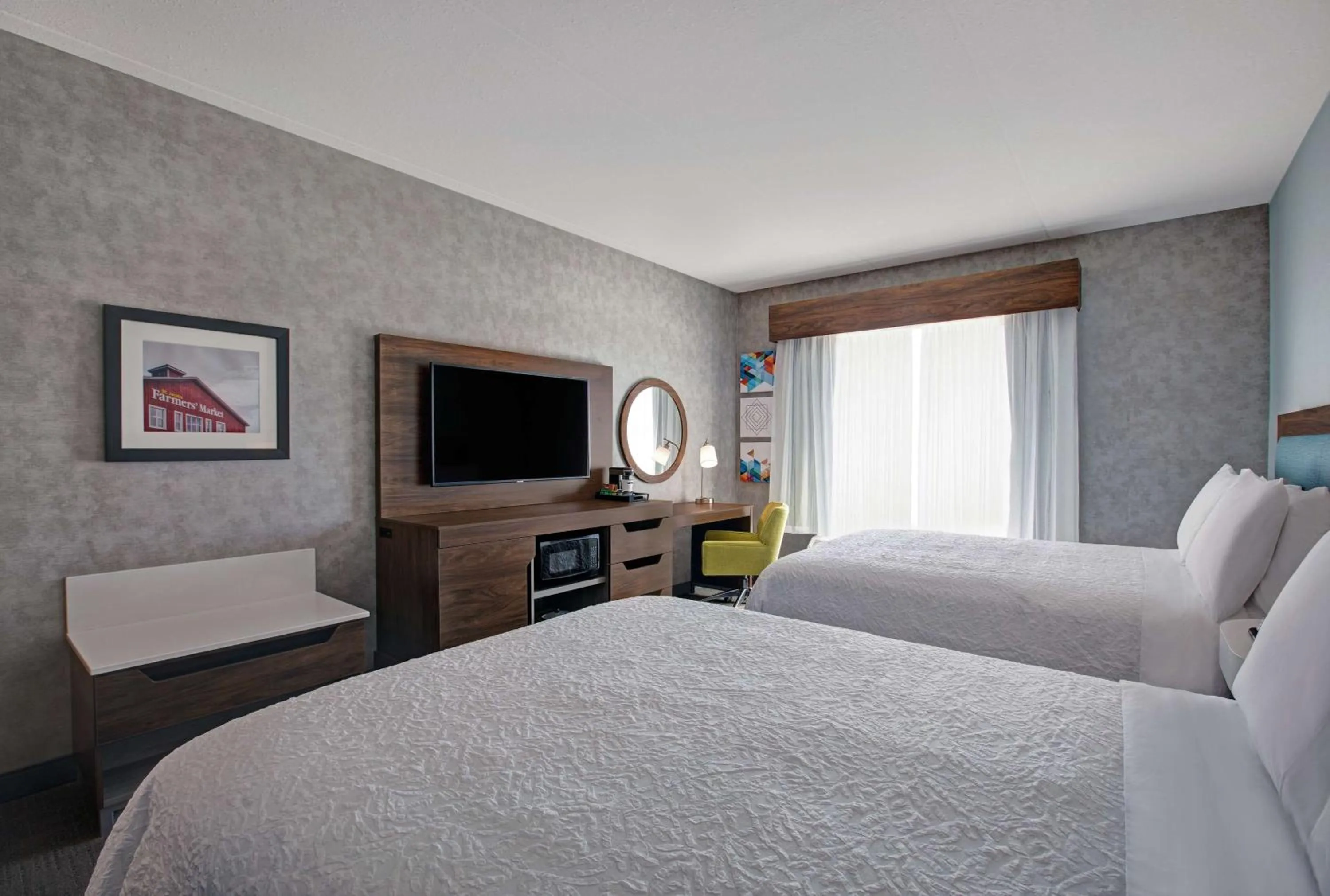 Queen Room with Two Queen Beds in Hampton Inn & Suites By Hilton Waterloo St. Jacobs