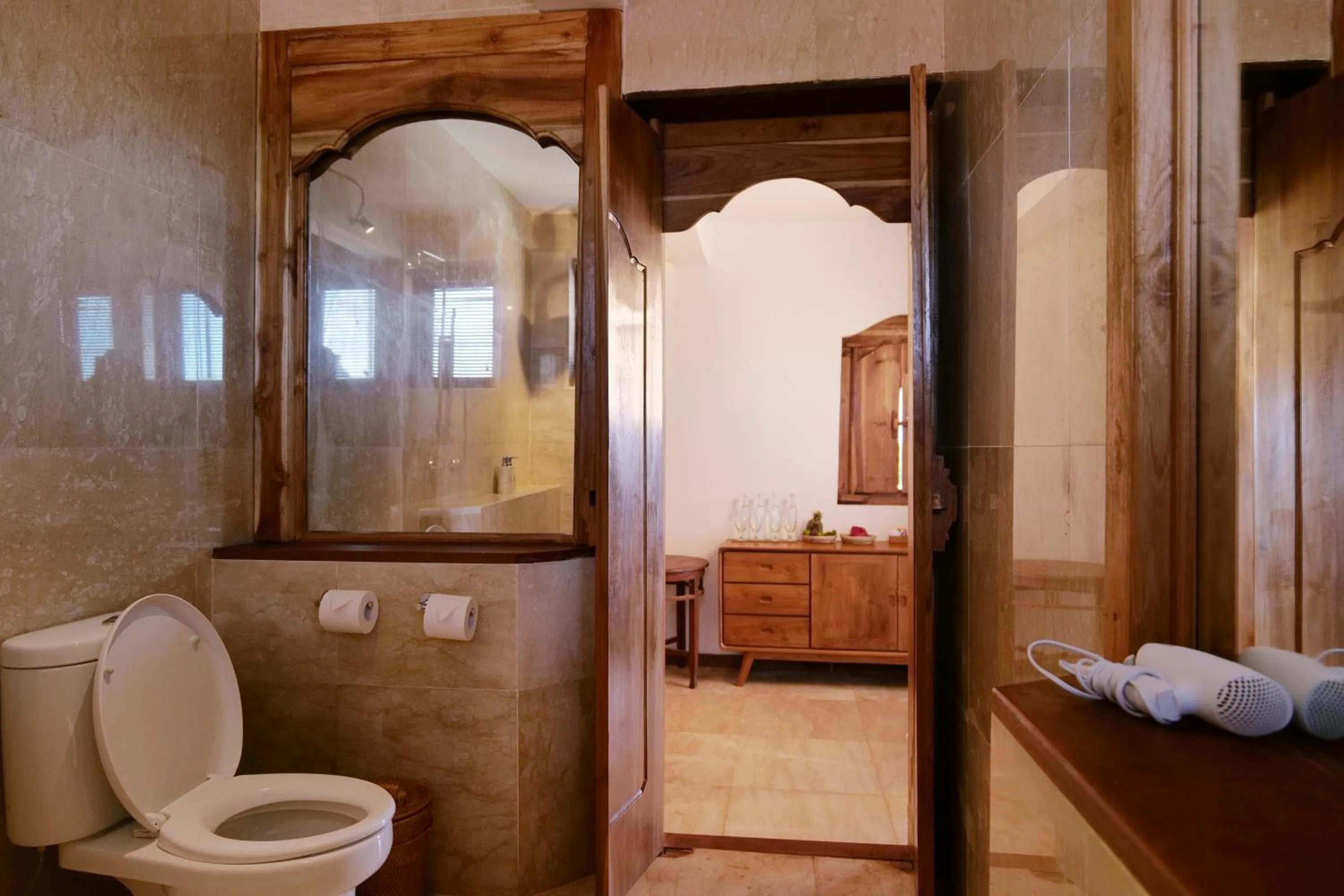 Toilet in Gayatri
