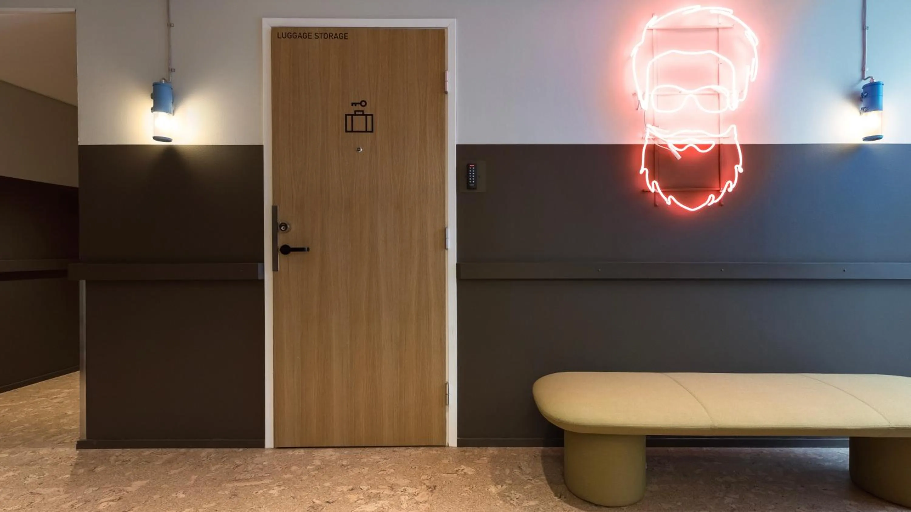 Three-Bedroom Penthouse with Sauna - single occupancy in Bob W Helsinki City Centre