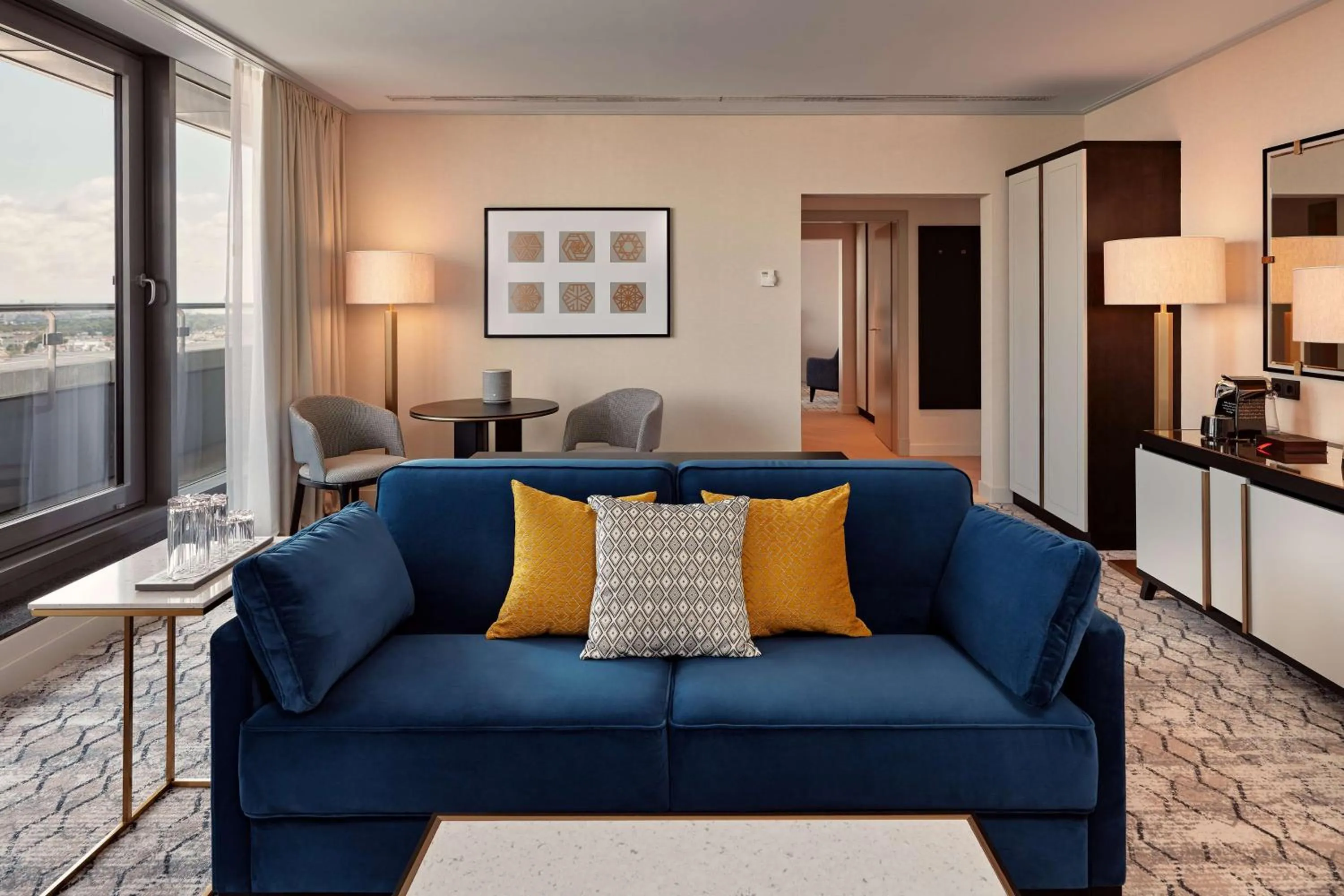 One-Bedroom King Penthouse Suite with Panoramic View in Hilton Vienna Park