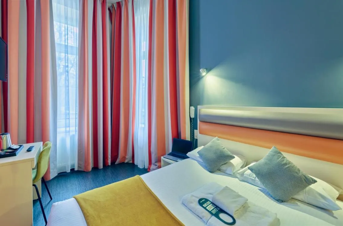 Superior Double Room in Adonis Hotel Strasbourg