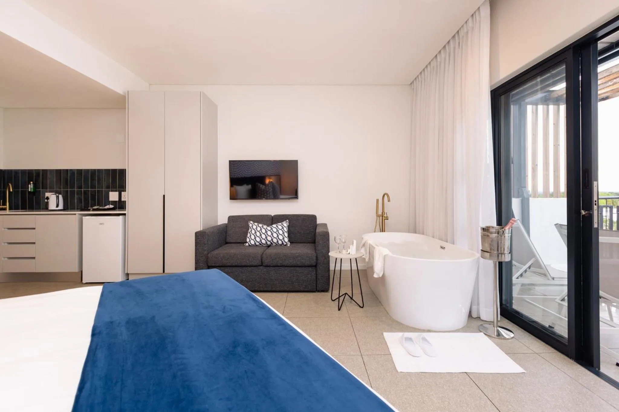 Executive Suite in MINT Resorts The Blyde