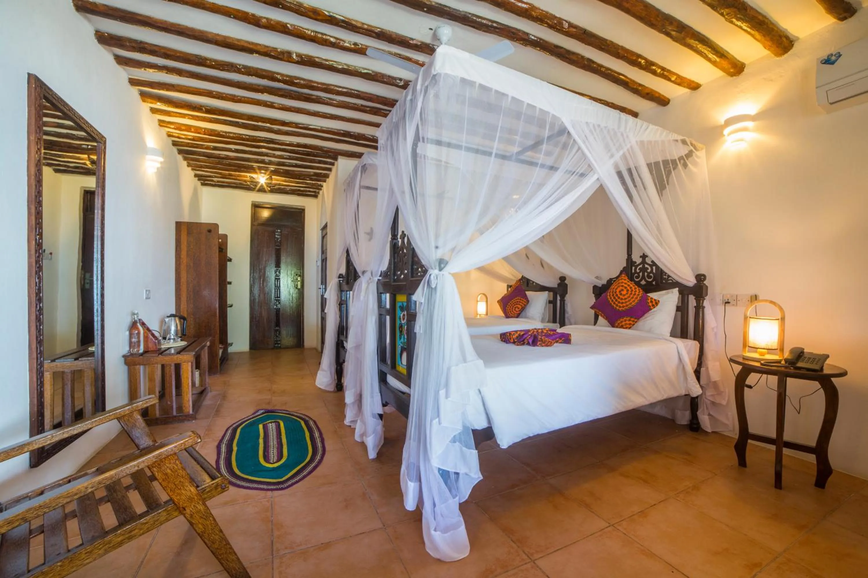 Deluxe Twin Room with Sea View in Antonio Beach Tree House Hotel & Spa