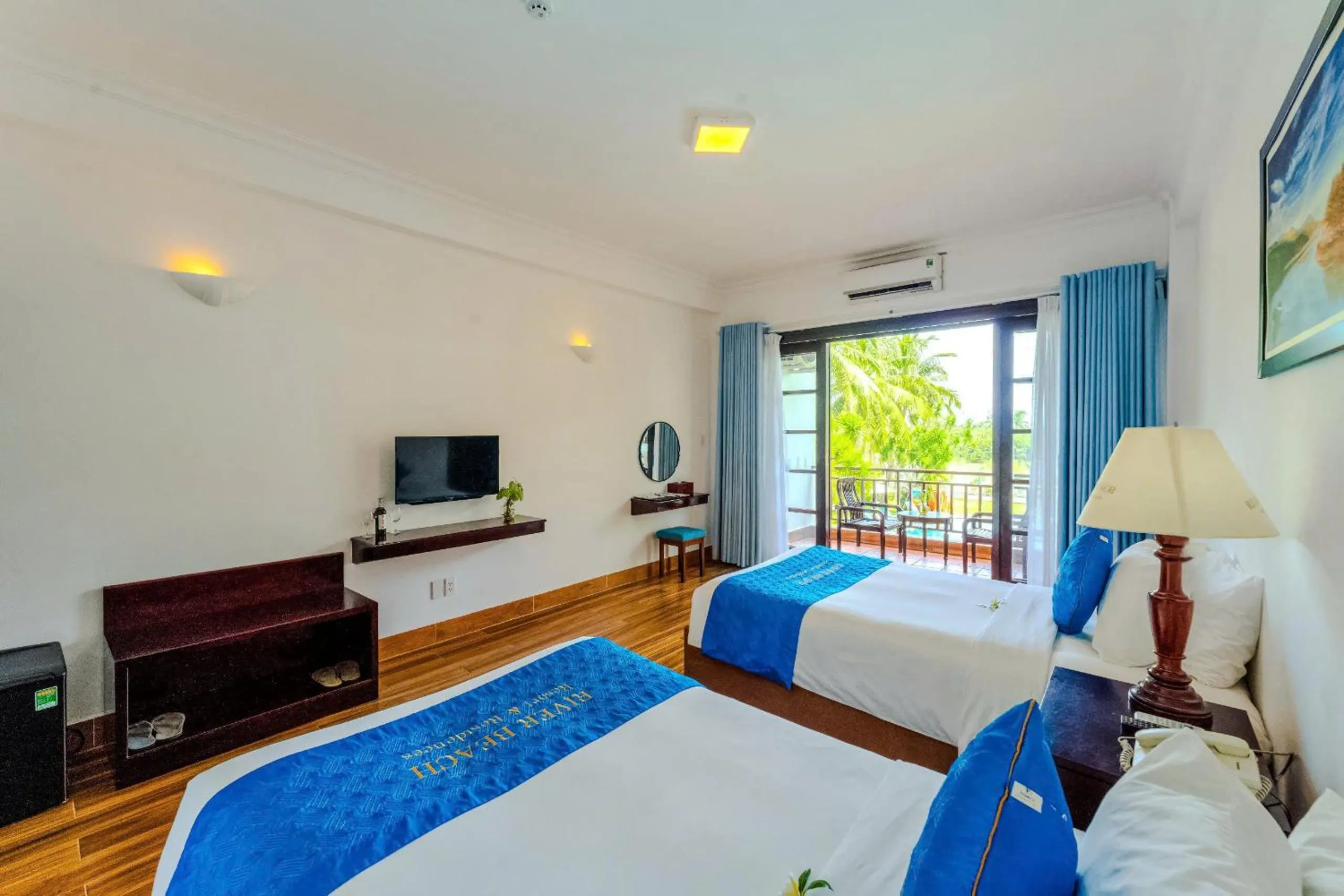 Superior Twin Room in River Beach Resort & Residences