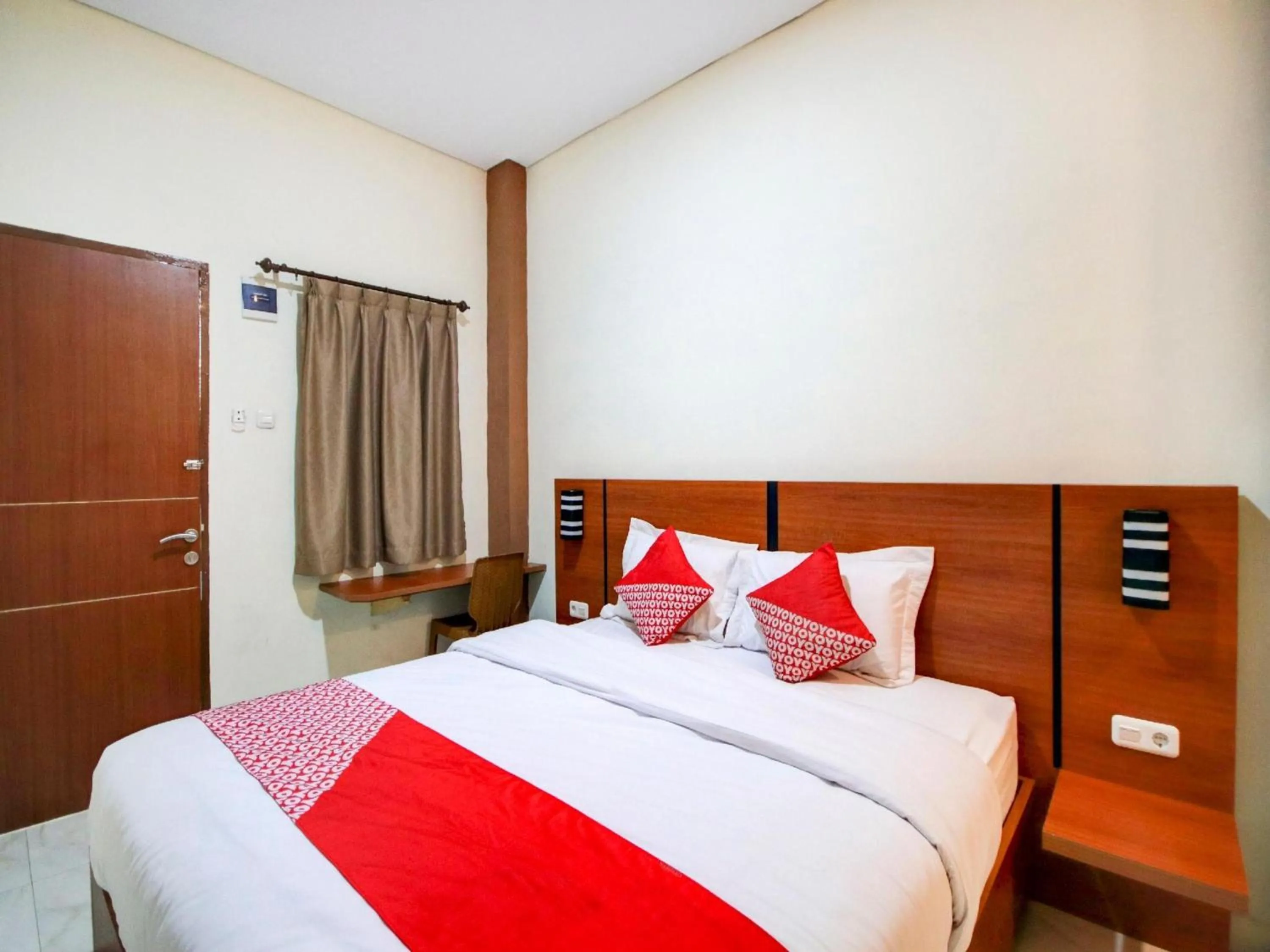 Standard Double Room in Hotel O Sean'S Residence Mansyur Near Universitas Sumatra Utara USU