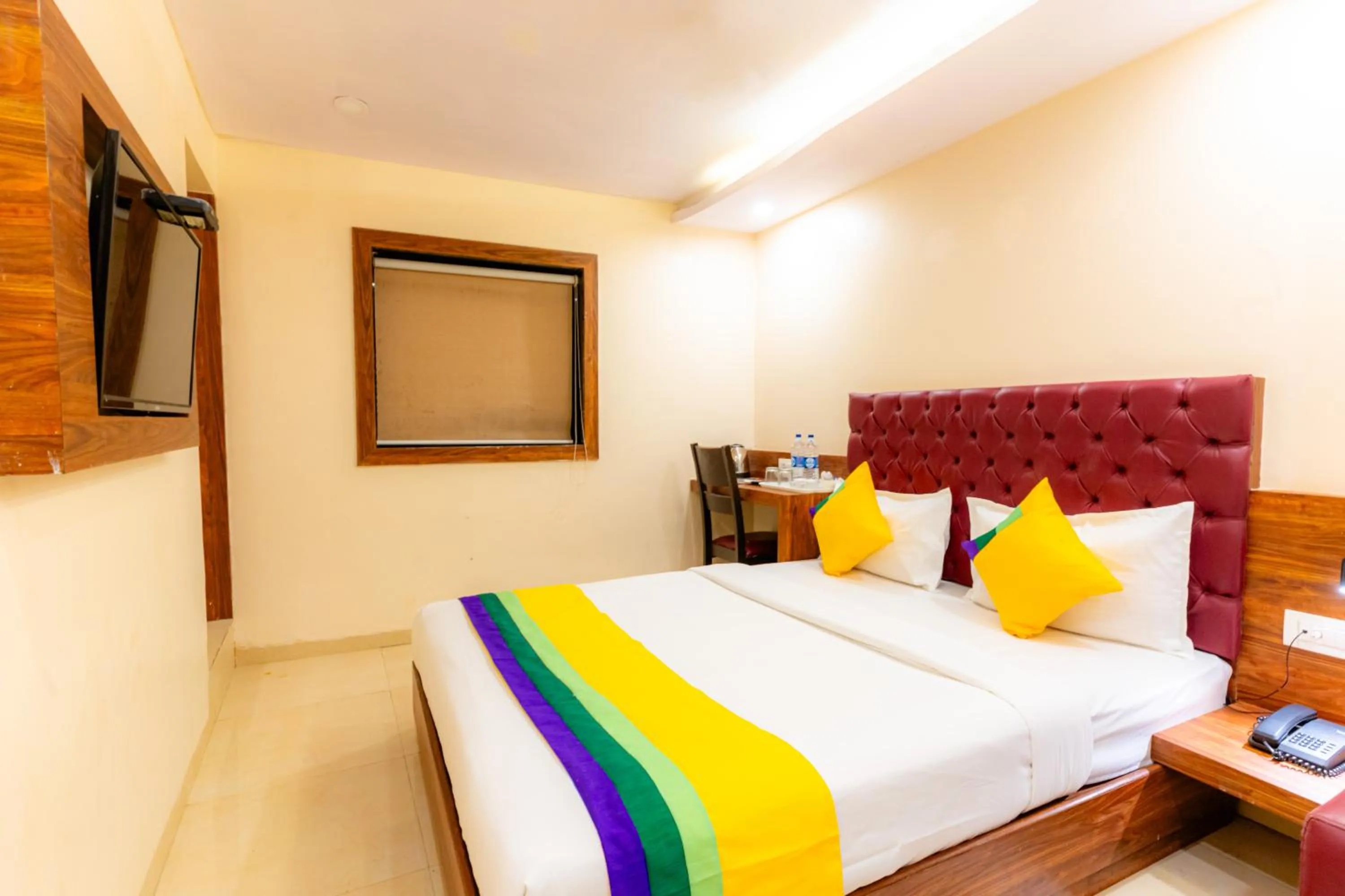 Standard Double Room - single occupancy in Itsy Hotels Elegant
