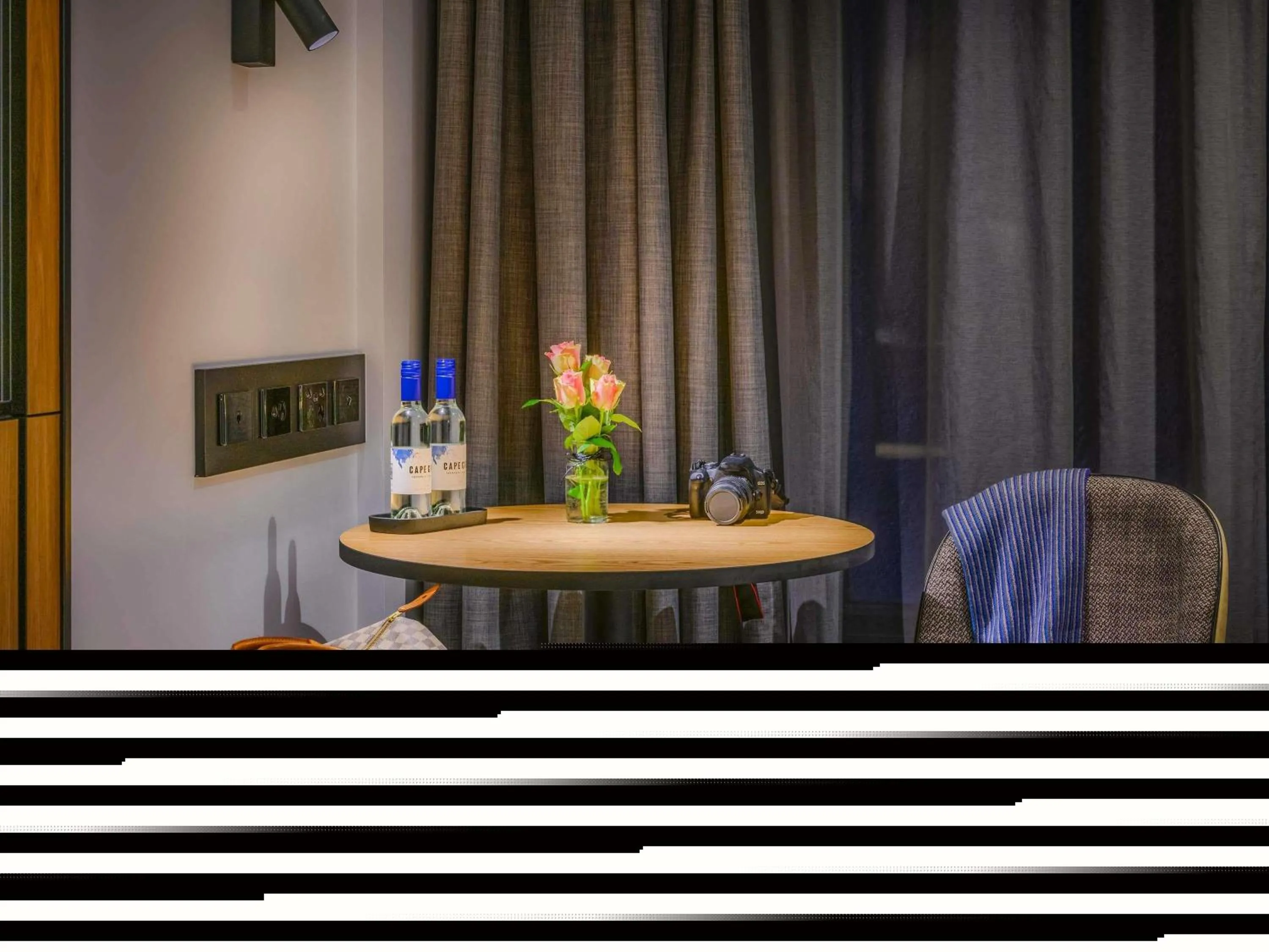 Deluxe Queen Room with Two Queen Beds and Ocean View - single occupancy in Mövenpick Hotel Hobart