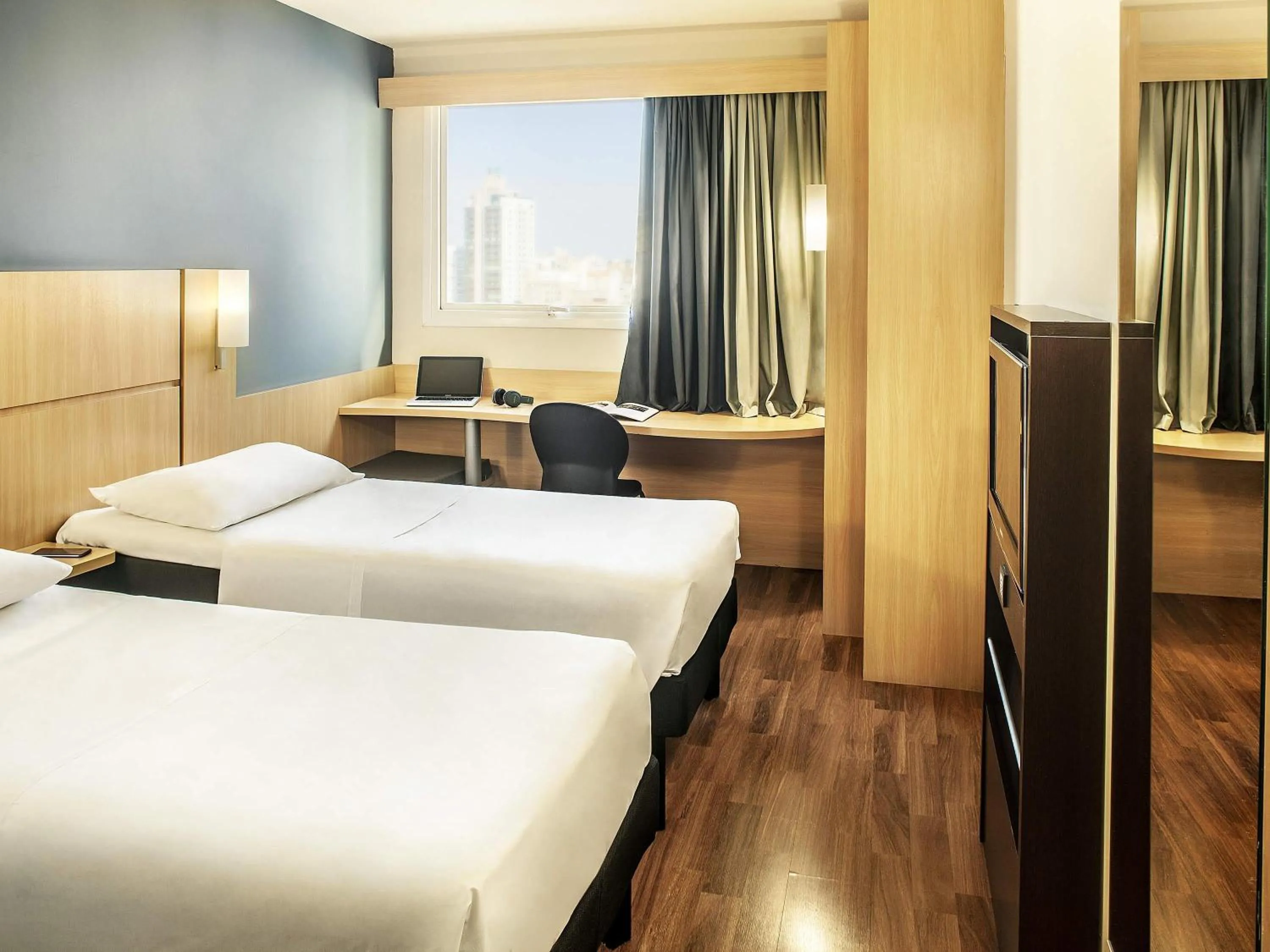 Standard Twin Room in Ibis Belo Horizonte Savassi